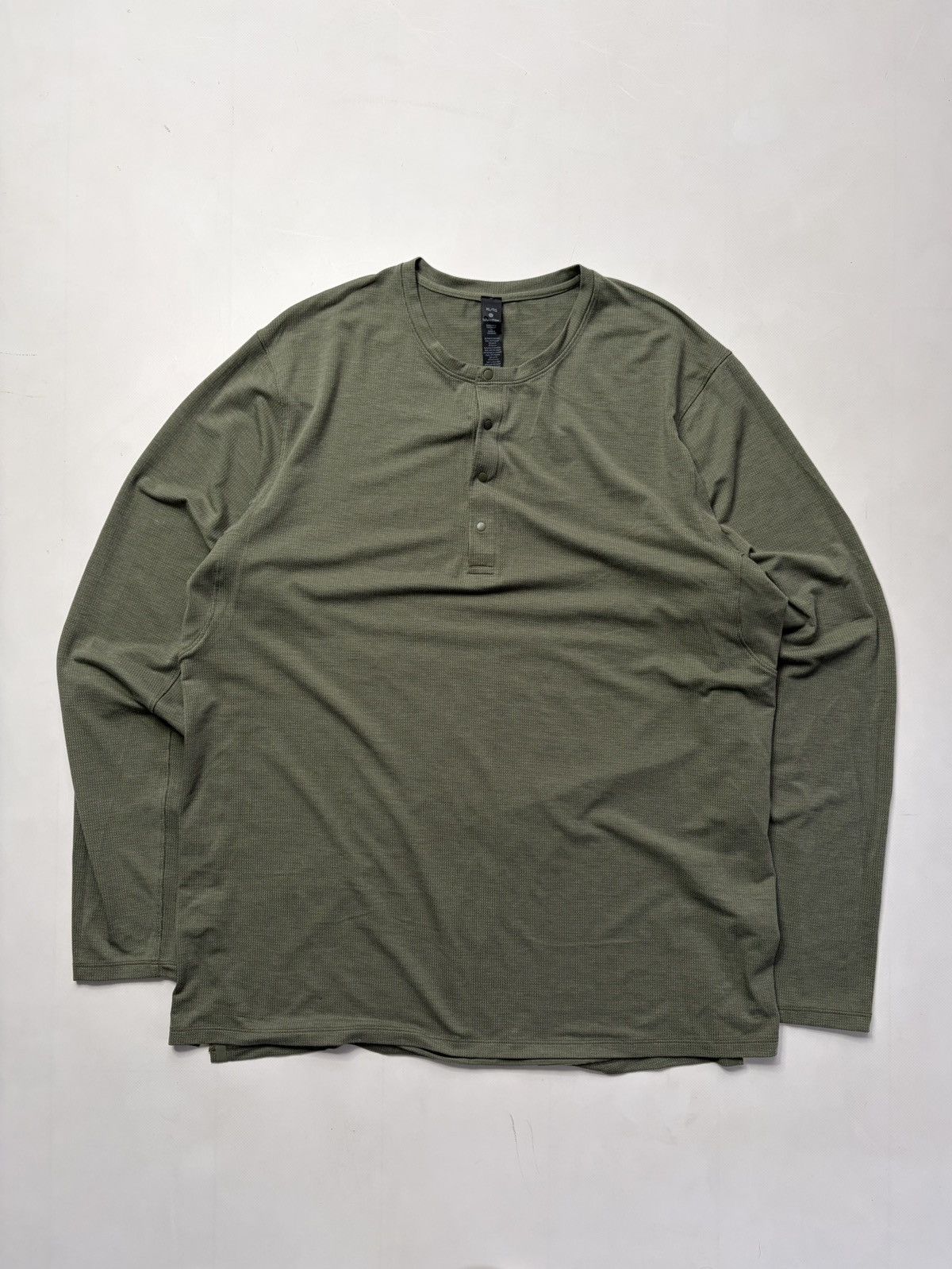 Lululemon Lululemon longsleeve t shirts Size US XL / EU 56 / 4 - 1 Thumbnail