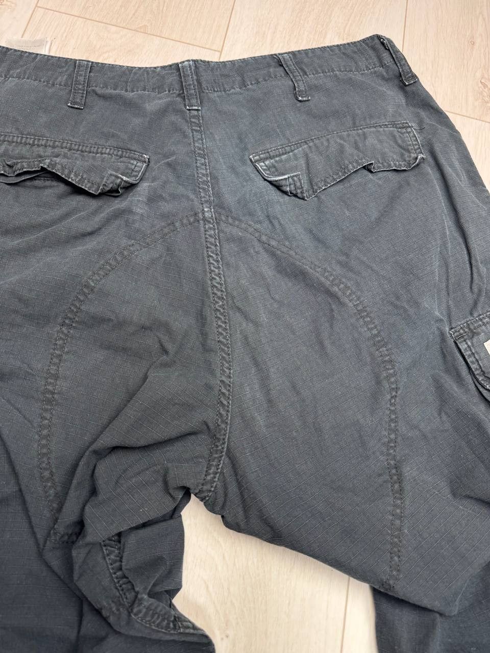 Carhartt Vintage black carhartt cargo pants workwear size 34 x 32 Size US 34 / EU 50 - 12 Thumbnail