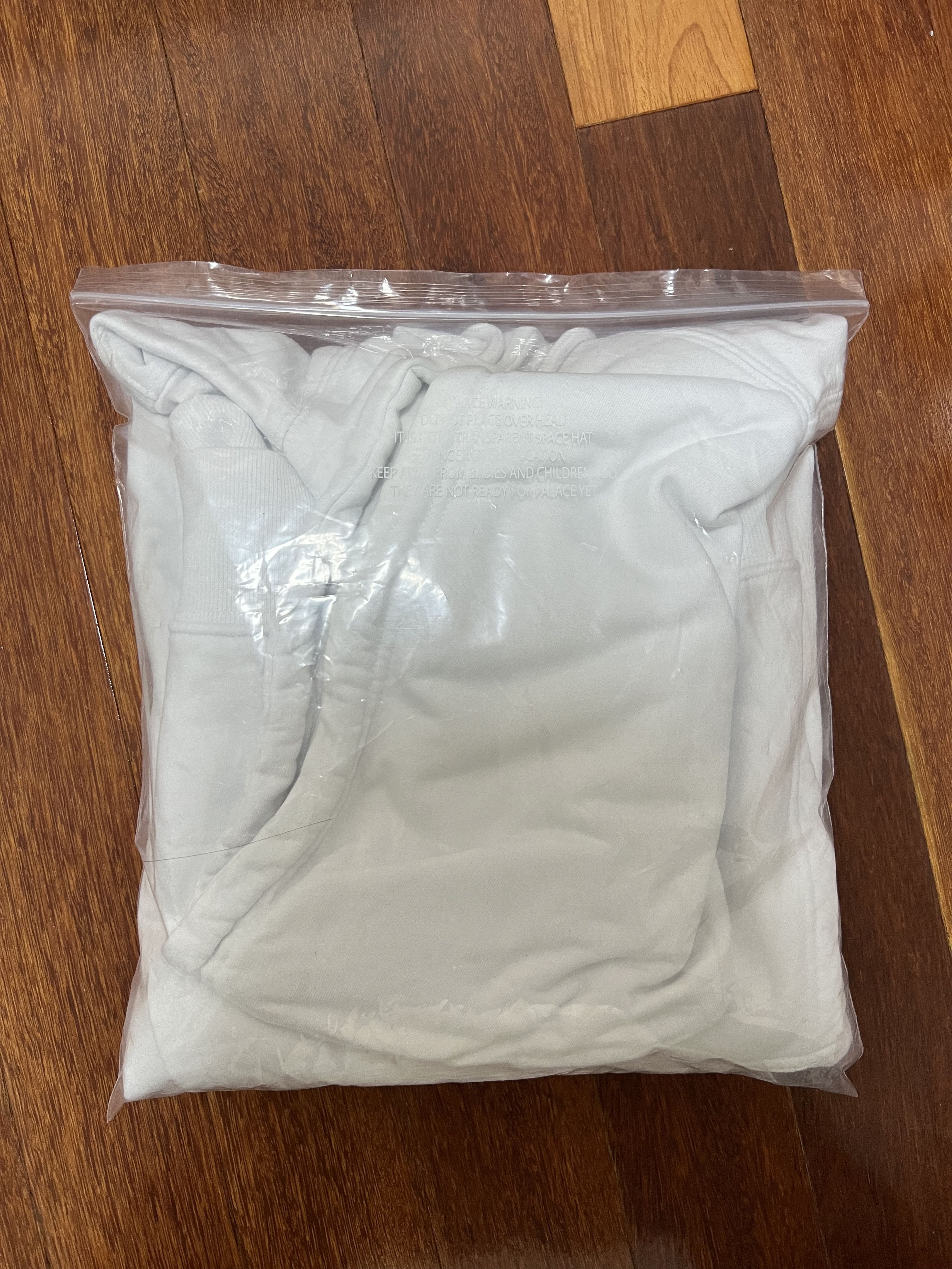 Palace 💚 2019 Palace Jobsworth Hood White Medium NEW Size US M / EU 48-50 / 2 - 12 Thumbnail