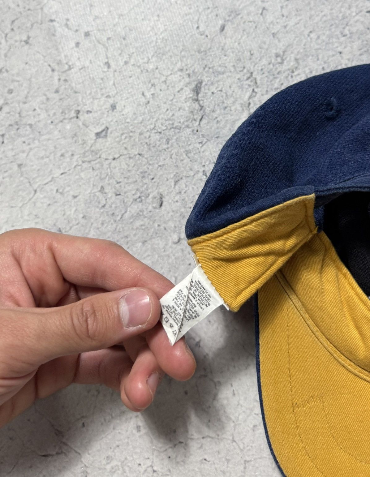 Nike Nike Vintage 90’s Cap Big Logo Swoosh Size ONE SIZE - 9 Thumbnail
