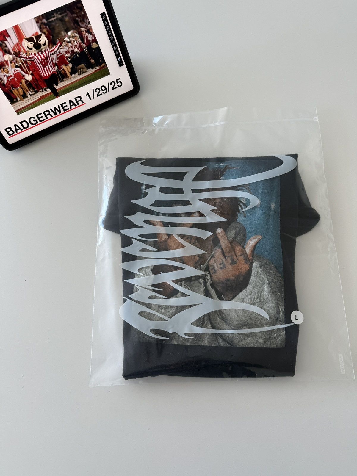 999 Club × Revenge Revenge Juice WRLD Photo Tee Middle Fingers Size US L / EU 52-54 / 3 - 3 Thumbnail