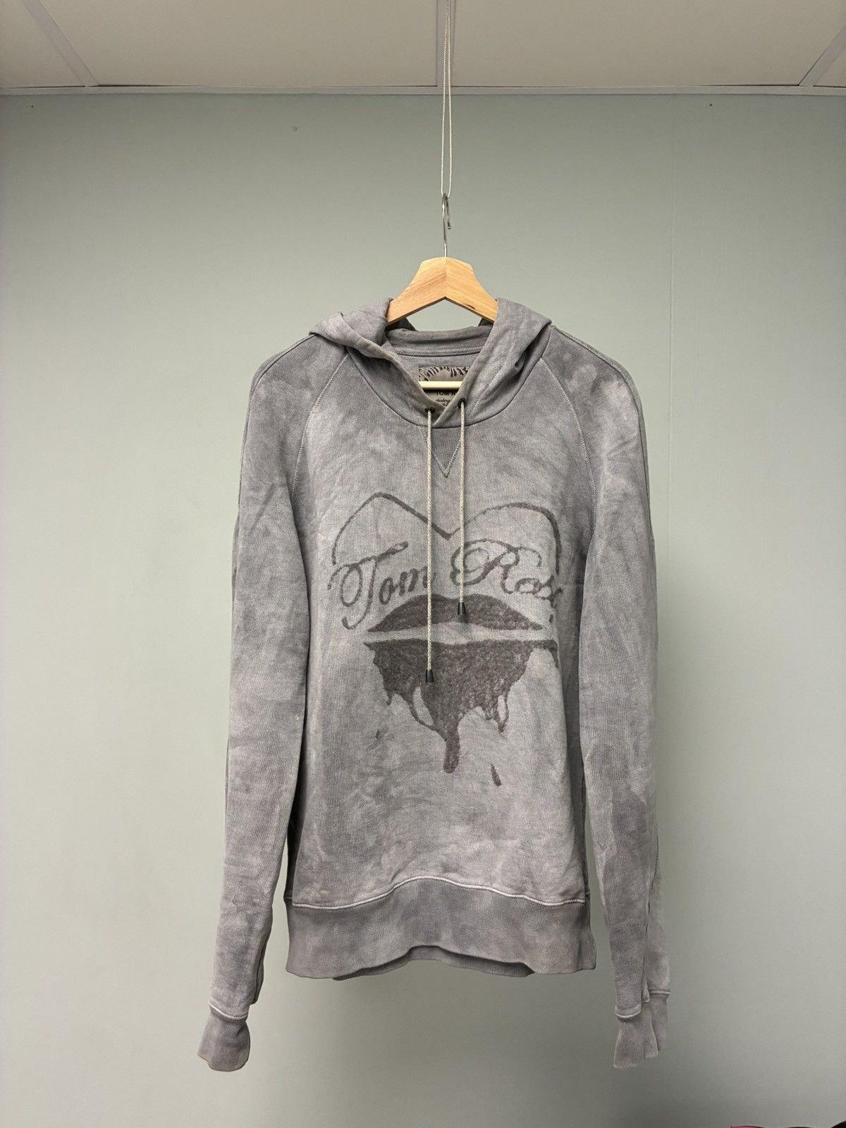 Tom Rebl Tom Rebl Hoodie with lips Medium Size US M / EU 48-50 / 2 - 8 Thumbnail