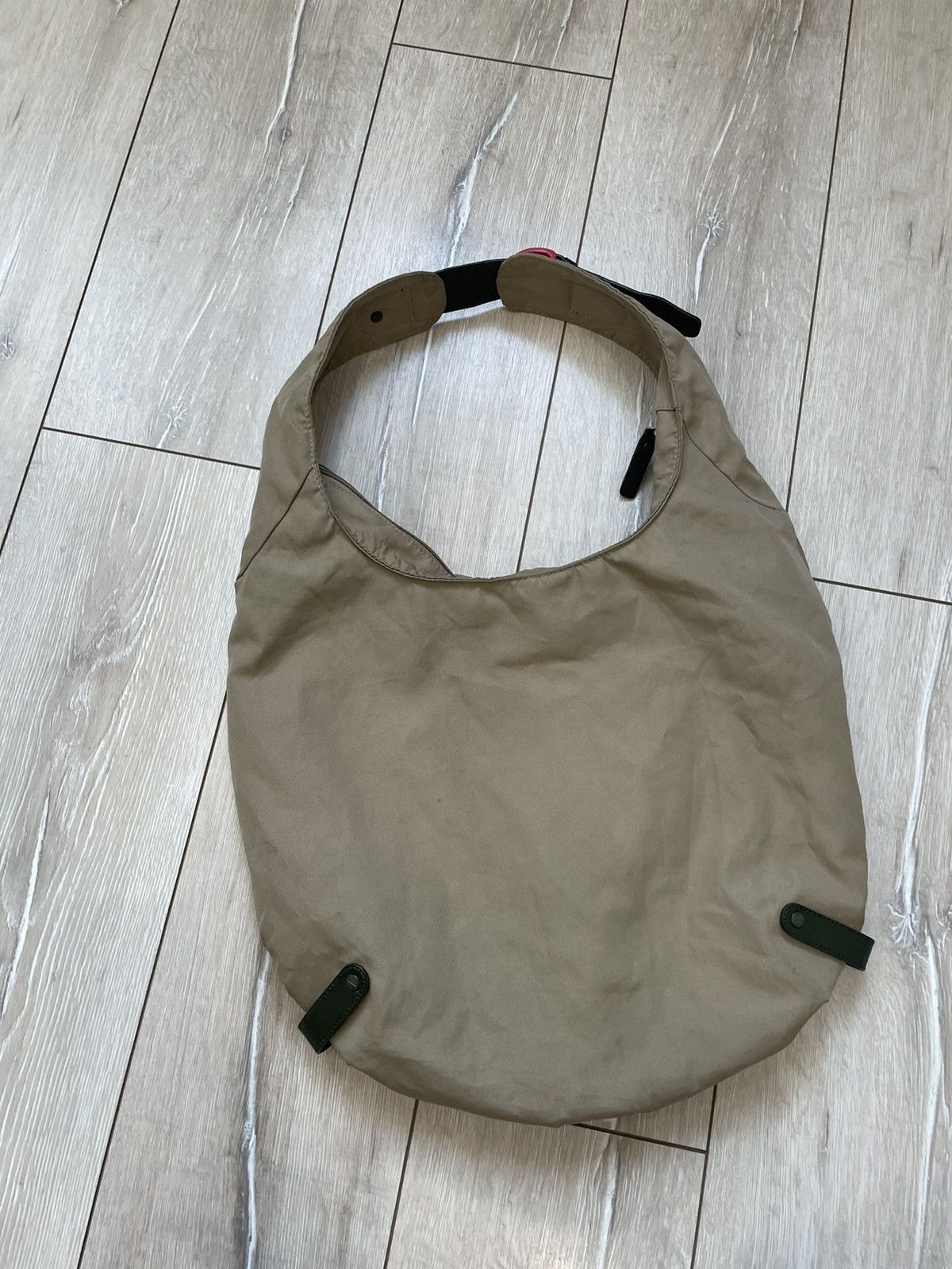 Nike × Vintage Vintage Sholder bag NIKE "GIRL" Womens Duffel Khaki Size ONE SIZE - 4 Thumbnail