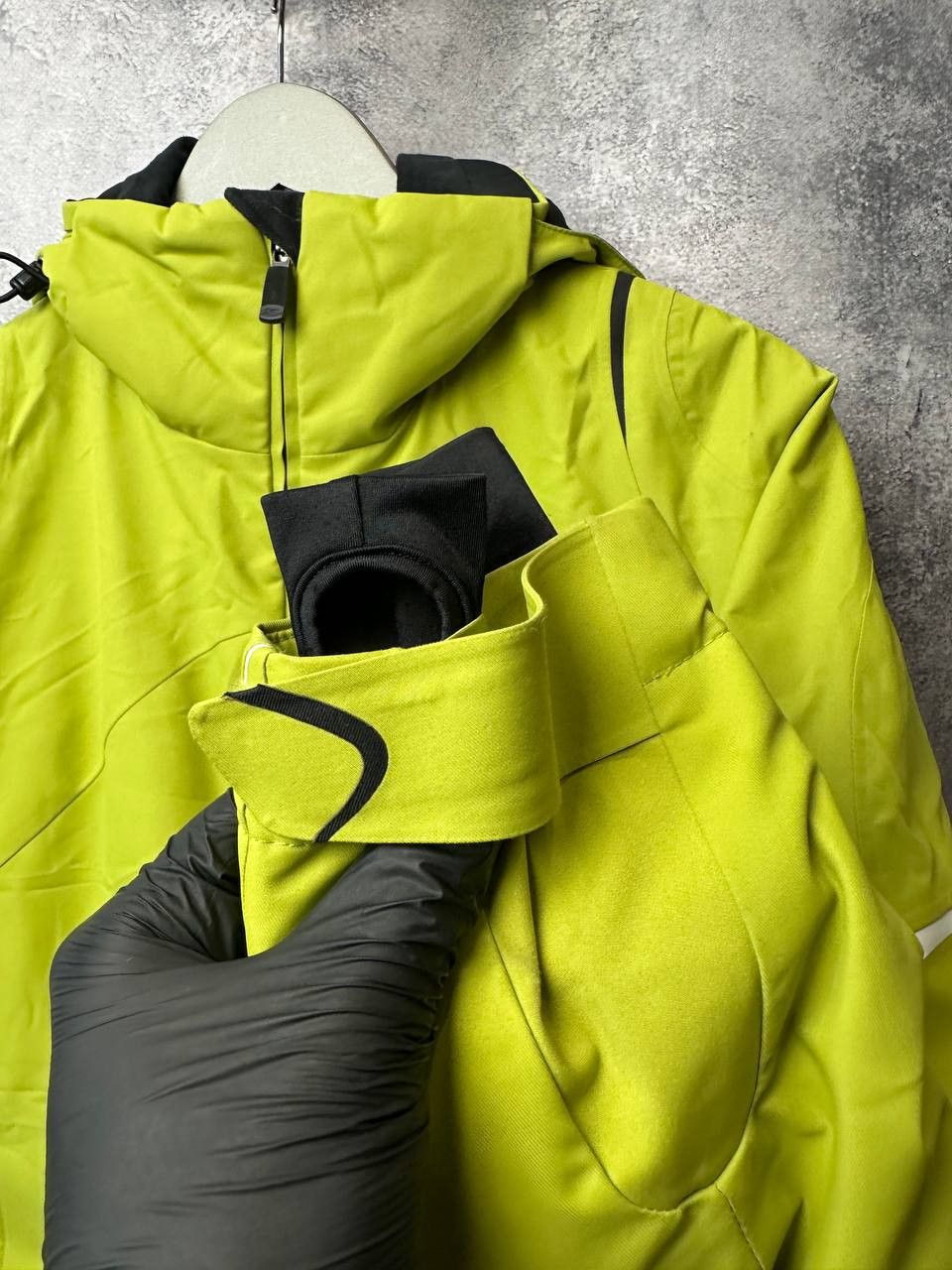 KJUS KJUS Ski DERMIZAX EV Stormhood Waterproof Primaloft Jacket Size M / US 6-8 / IT 42-44 - 8 Thumbnail