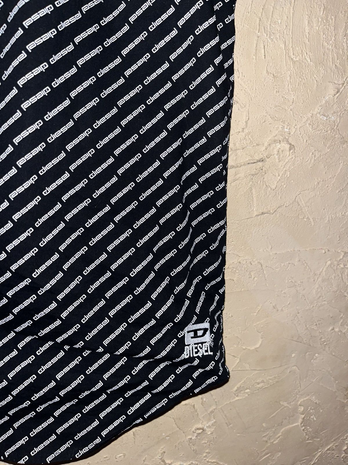 Diesel Vintage Diesel Shirt Short Sleeve Button up Multilogo Size US S / EU 44-46 / 1 - 2 Thumbnail