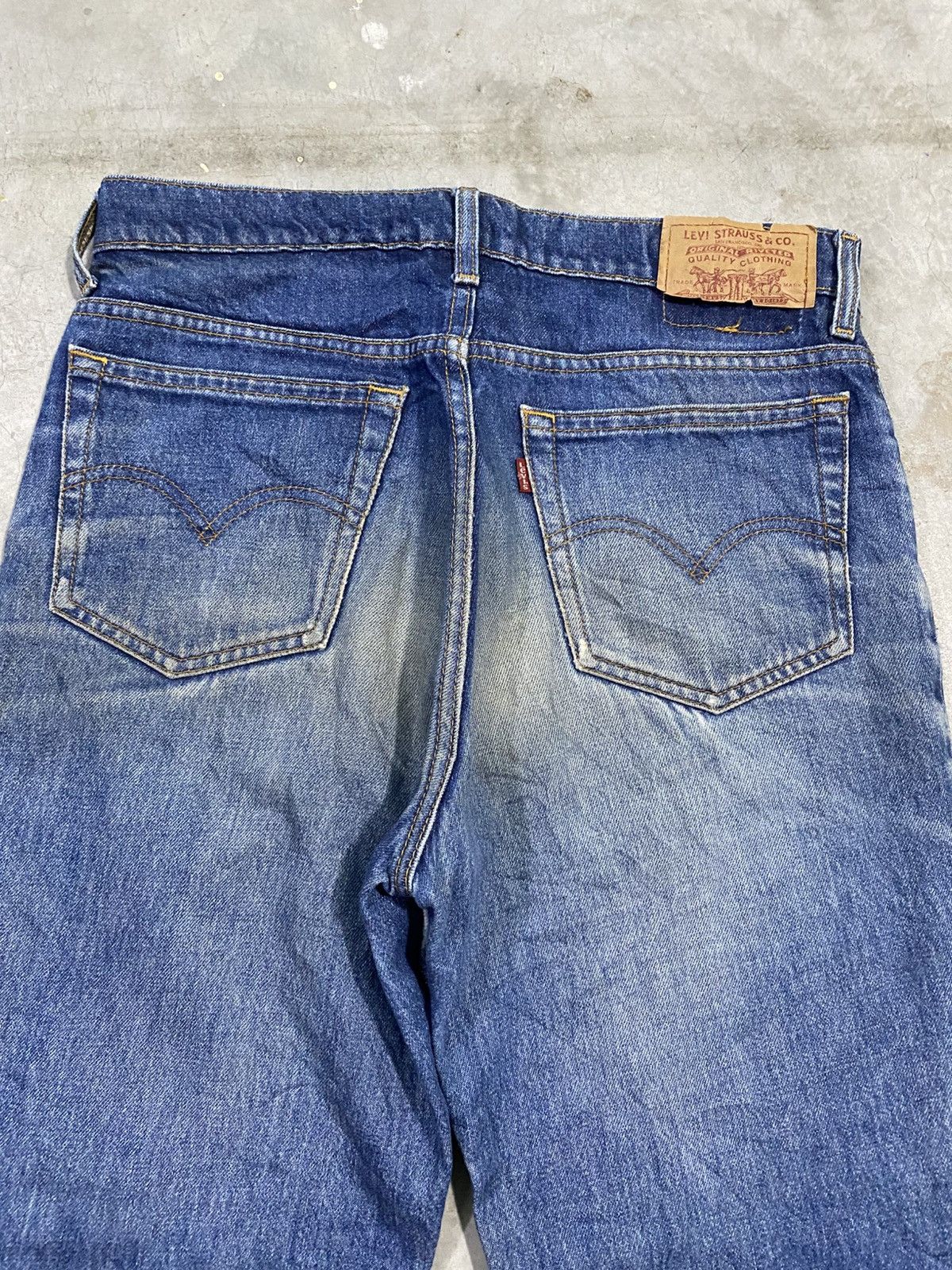 Levi's Vintage levis 515 distressed denim regular fit Size US 32 / EU 48 - 14 Thumbnail