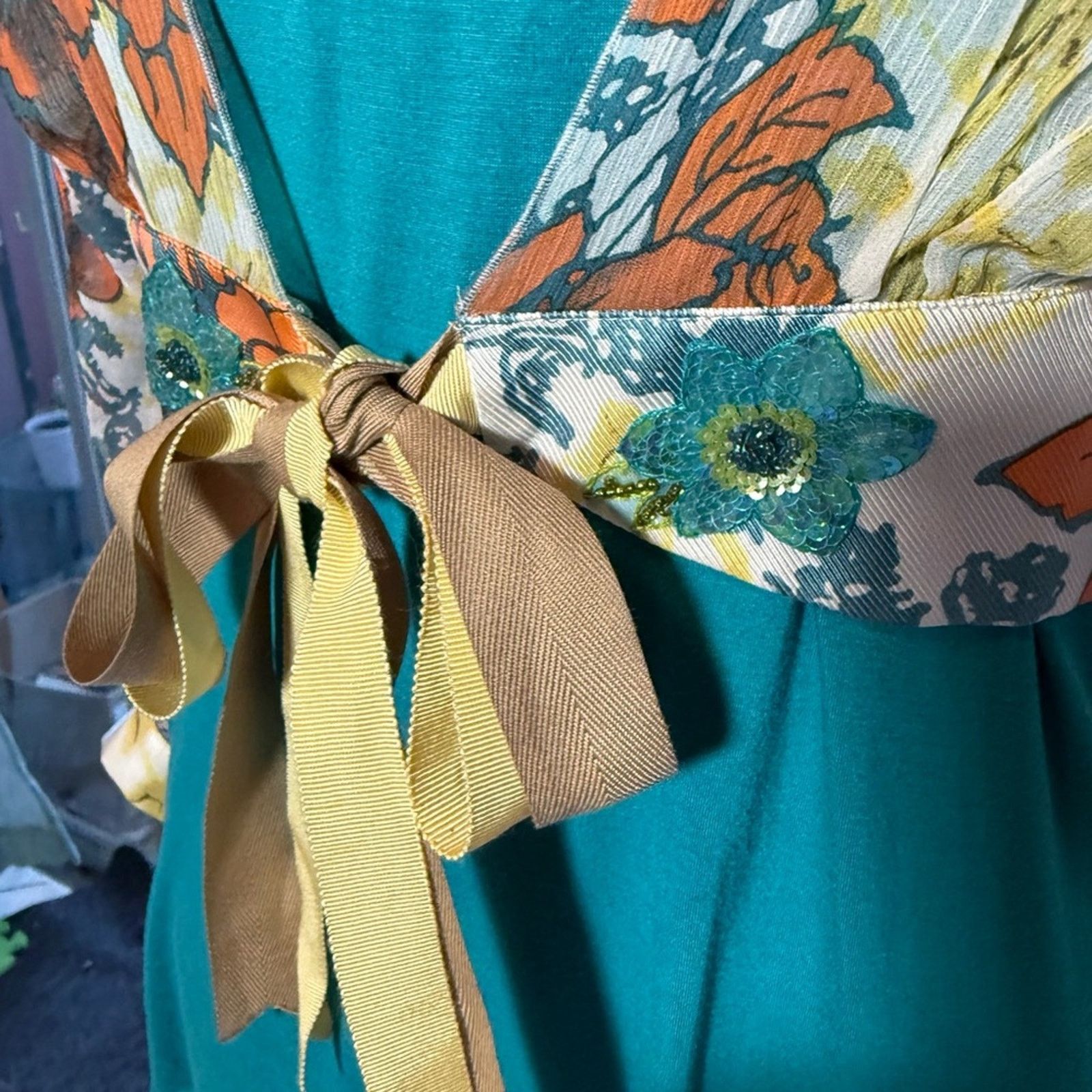 & Other Stories Tom K Nguyen cropped sequin flower coverup w/ split sleeves Size L / US 10 / IT 46 - 7 Thumbnail