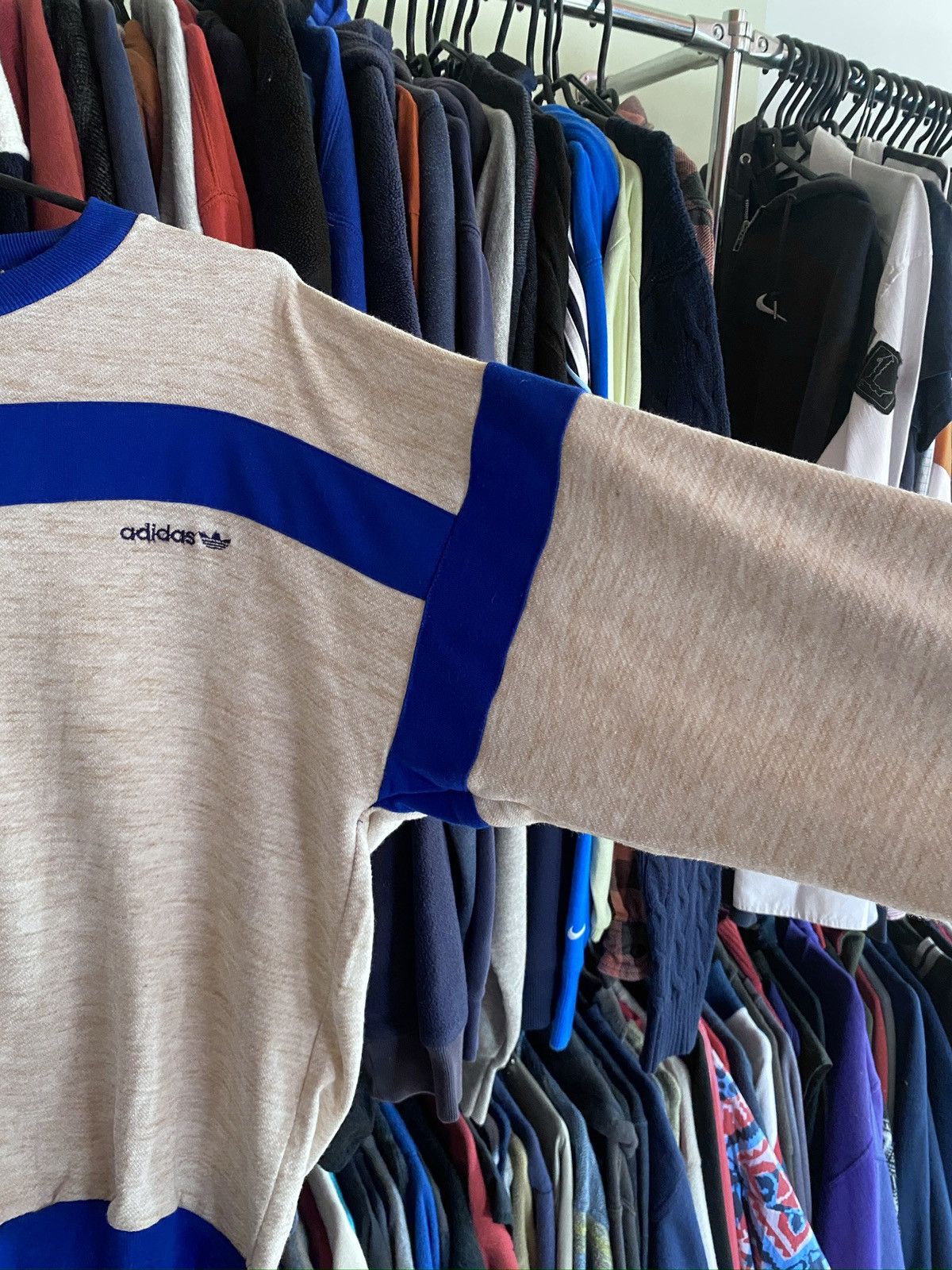 Adidas VINTAGE ADIDAS RETRO SWEATSHIRT 90s Size US L / EU 52-54 / 3 - 4 Thumbnail