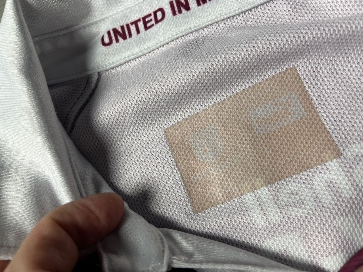 Canterbury of New Zealand NRL QUEENSLAND MAROONS STATE OF ORIGIN SIGNED PUMA JERSEY Size US L / EU 52-54 / 3 - 4 Thumbnail