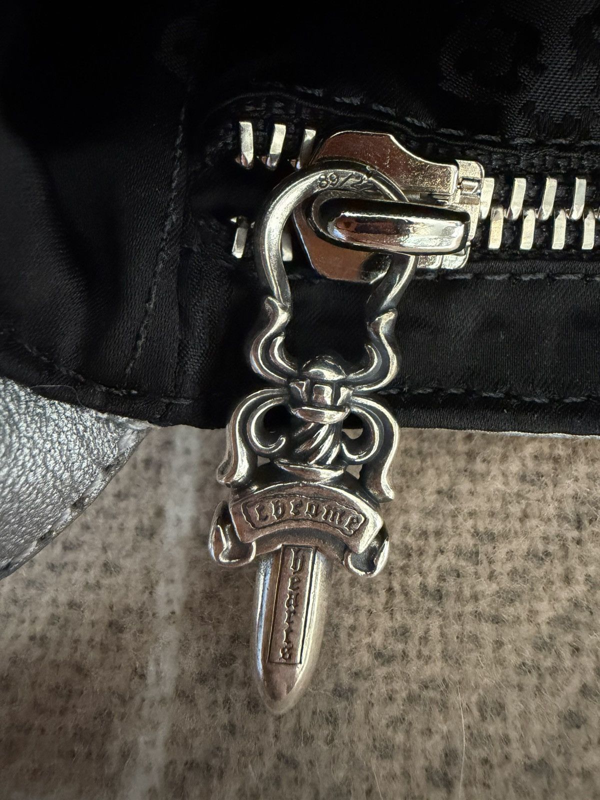 Chrome Hearts Chrome Hearts Hotpot silver leather Bag Size ONE SIZE - 10 Thumbnail
