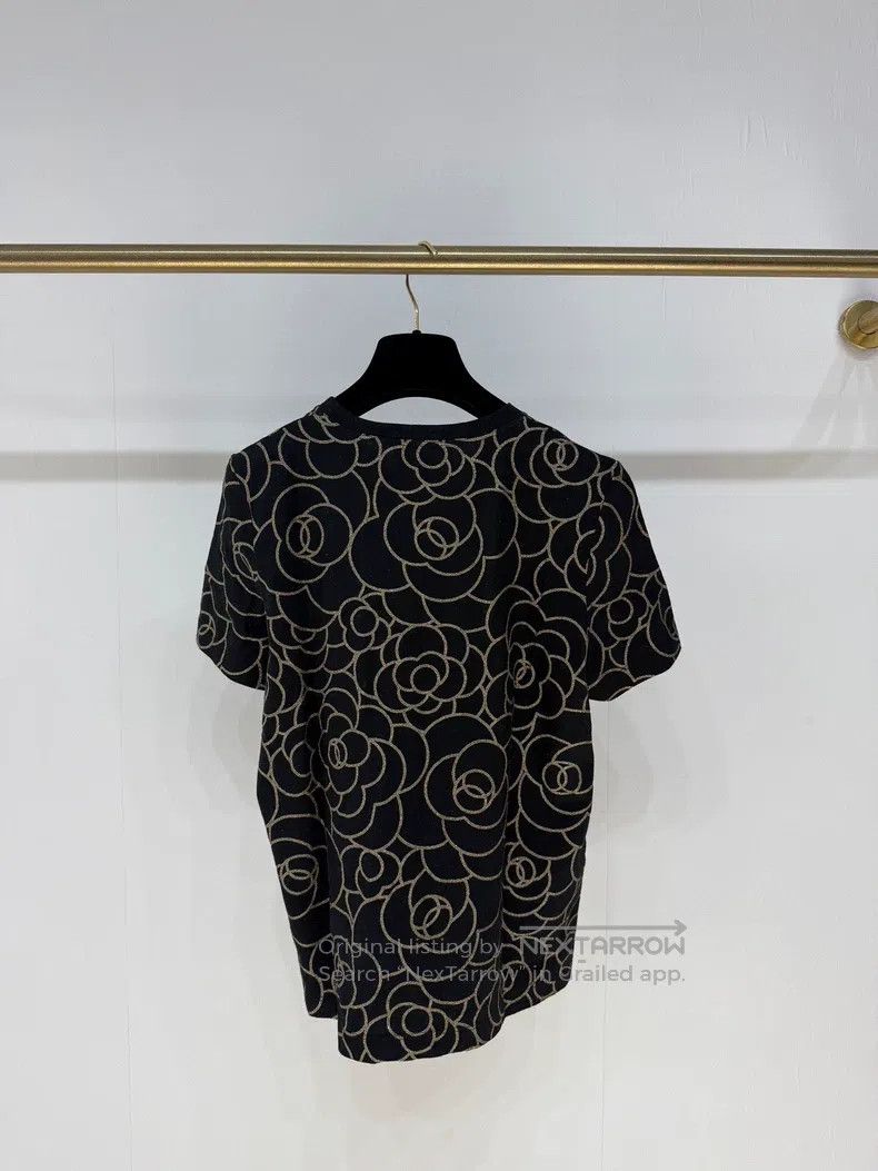 Chanel Chanel Black Gold Camelia Short-sleeved T-shirt Size XS / US 0-2 / IT 36-38 - 2 Thumbnail