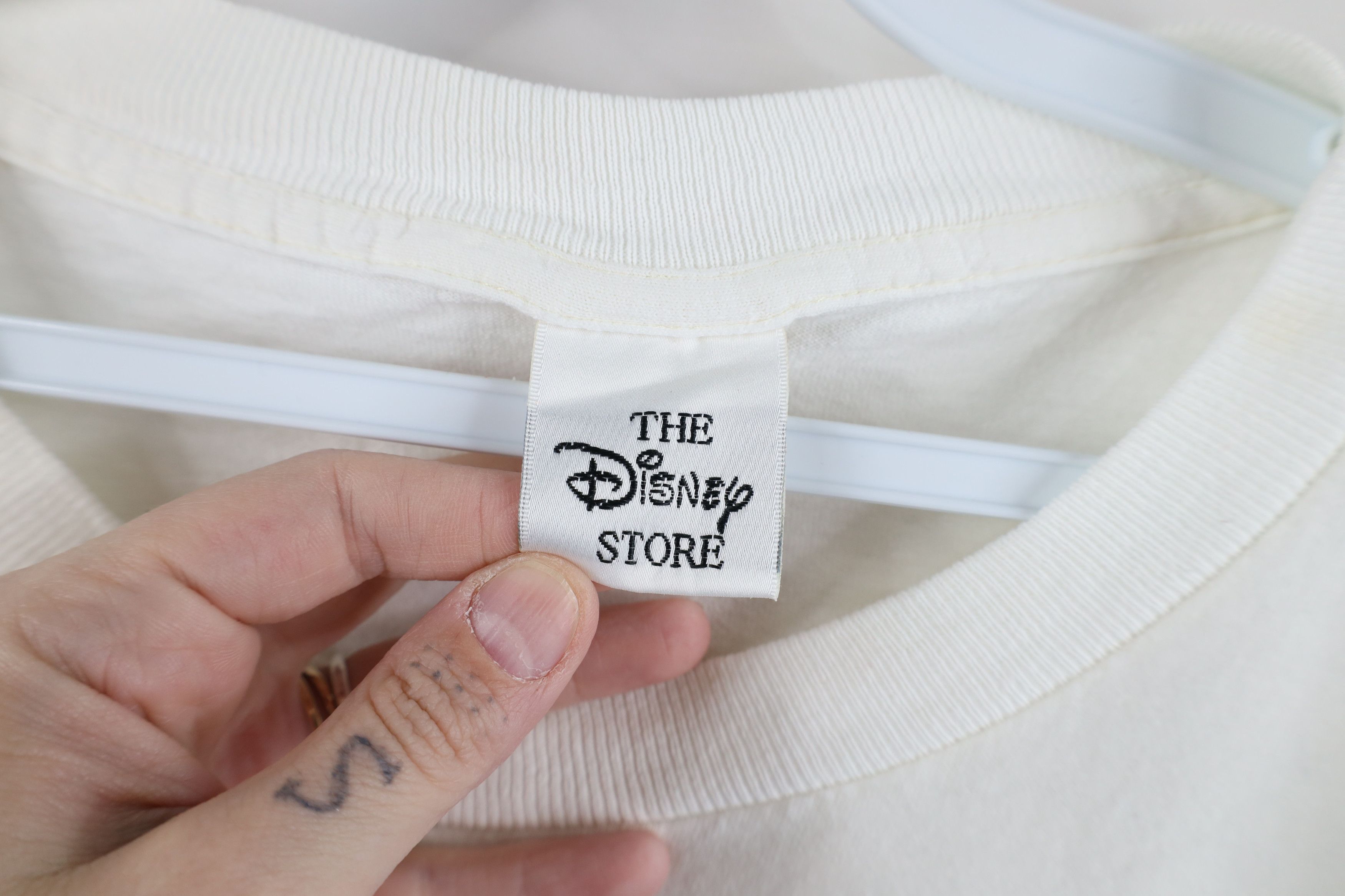 Disney × Vintage Vintage 90s Disney Pocahontas Spell Out Short Sleeve T-Shirt Size US XL / EU 56 / 4 - 9 Thumbnail