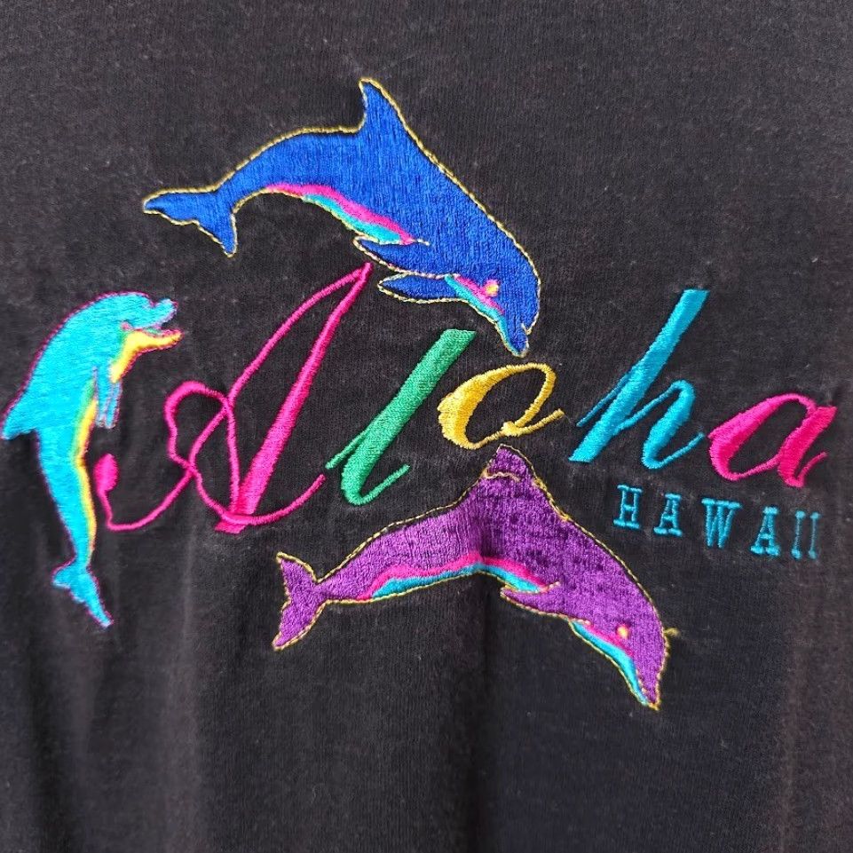 Vintage VINTAGE Sof Tee Hawaii Dolphins T Shirt Mens XL Black Aloha Hawaiian Made In USA 80s 90s Travel Souvenir Size US XL / EU 56 / 4 - 3 Thumbnail