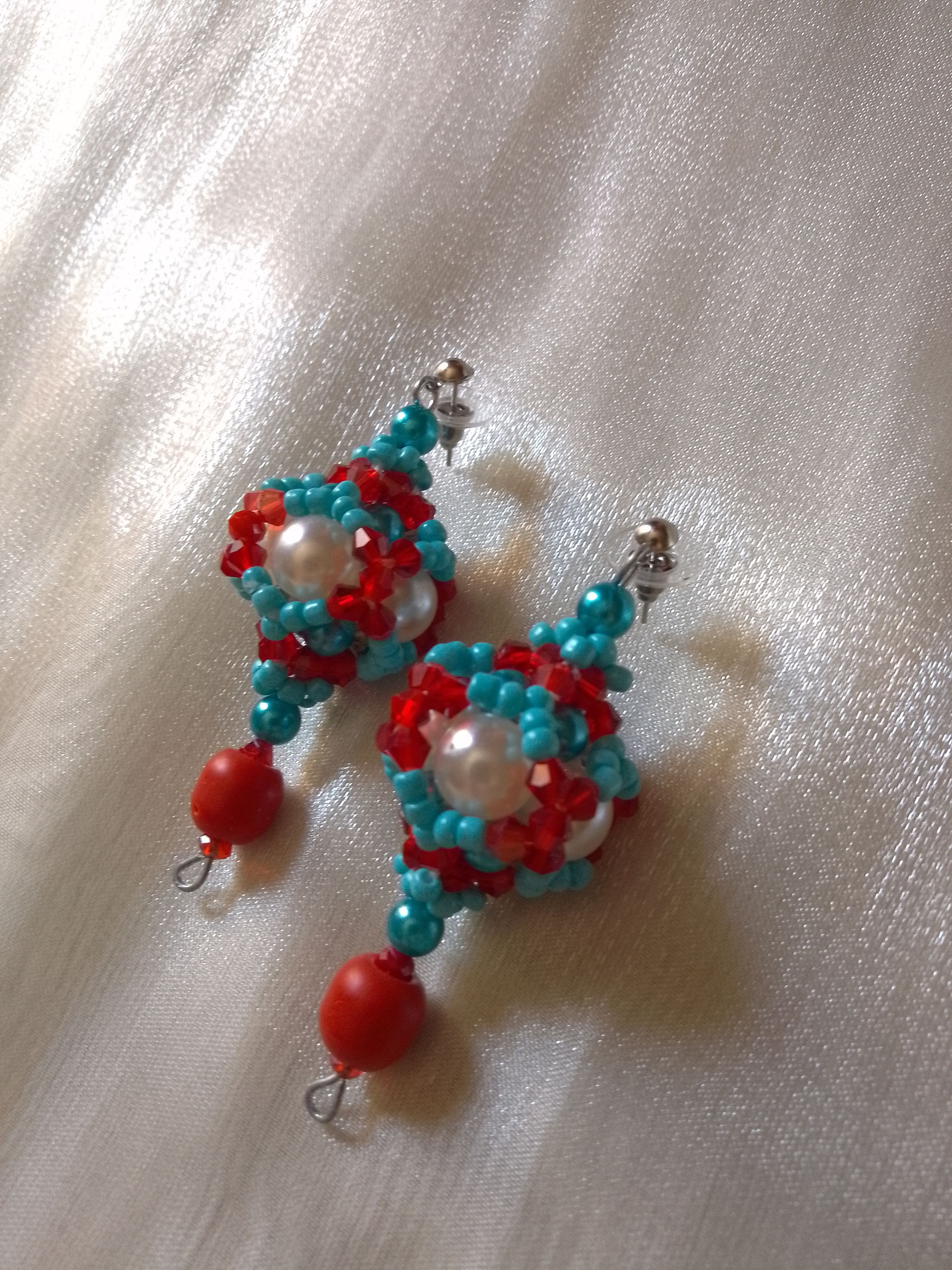 Handmade Elegant dangling earrings pearls and natural red coral Size ONE SIZE - 1 Thumbnail