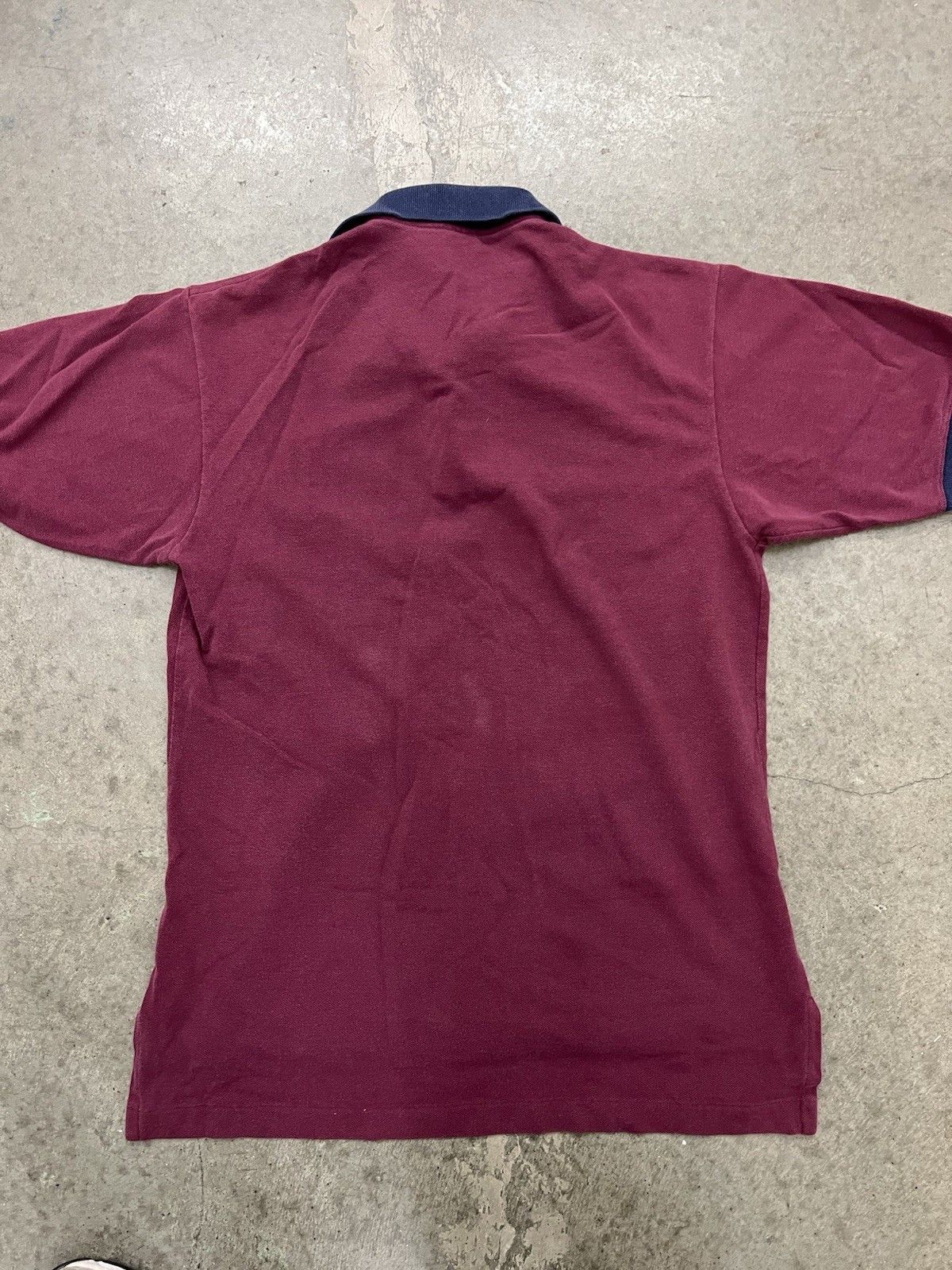 Other Outer banks Bose speaker system maroon polo Size medium Size US M / EU 48-50 / 2 - 4 Thumbnail