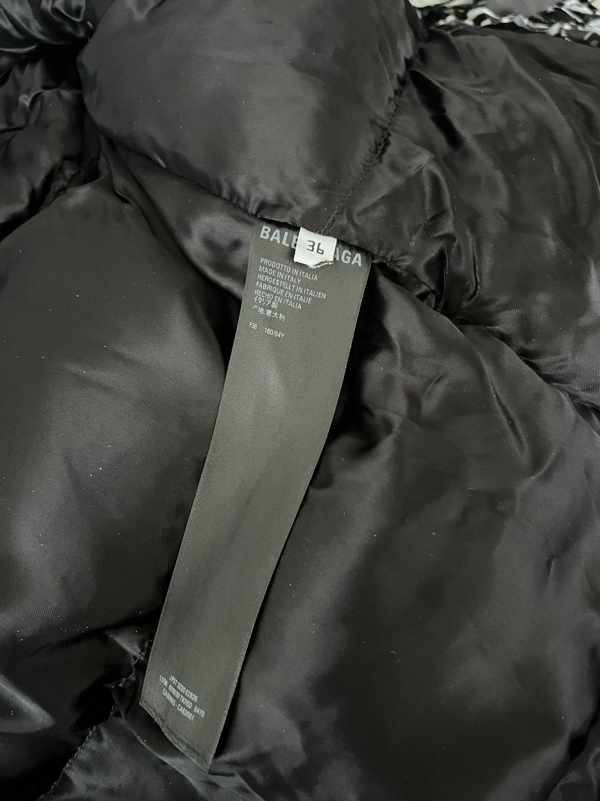 Balenciaga Balenciaga Pagoda Shoulder Coat Size US M / EU 48-50 / 2 - 15 Thumbnail