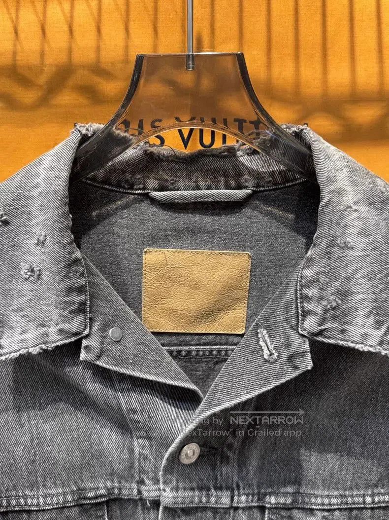 Balenciaga Balenciaga Distressed Denim Jacket. Size US XS / EU 42 / 0 - 2 Thumbnail