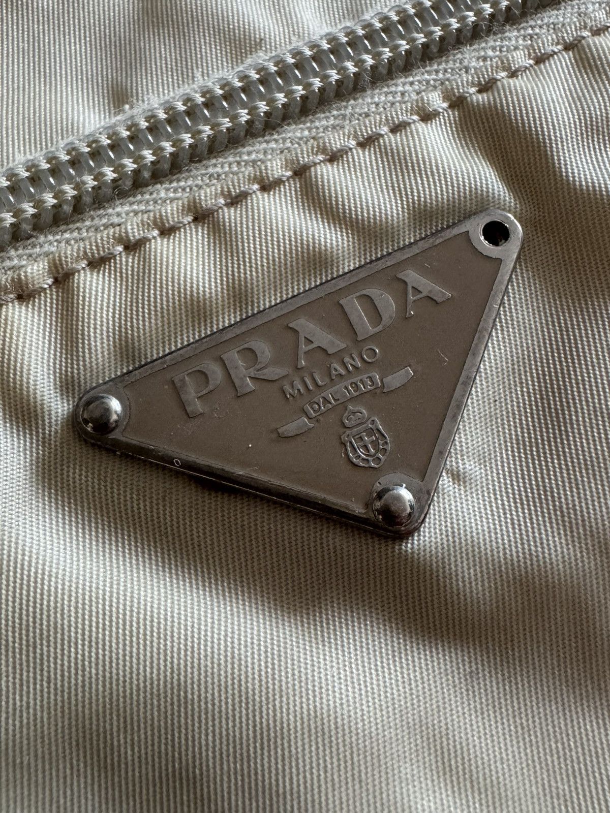 Prada Prada Vintage Messenger Bag | Beige Size ONE SIZE - 2 Thumbnail