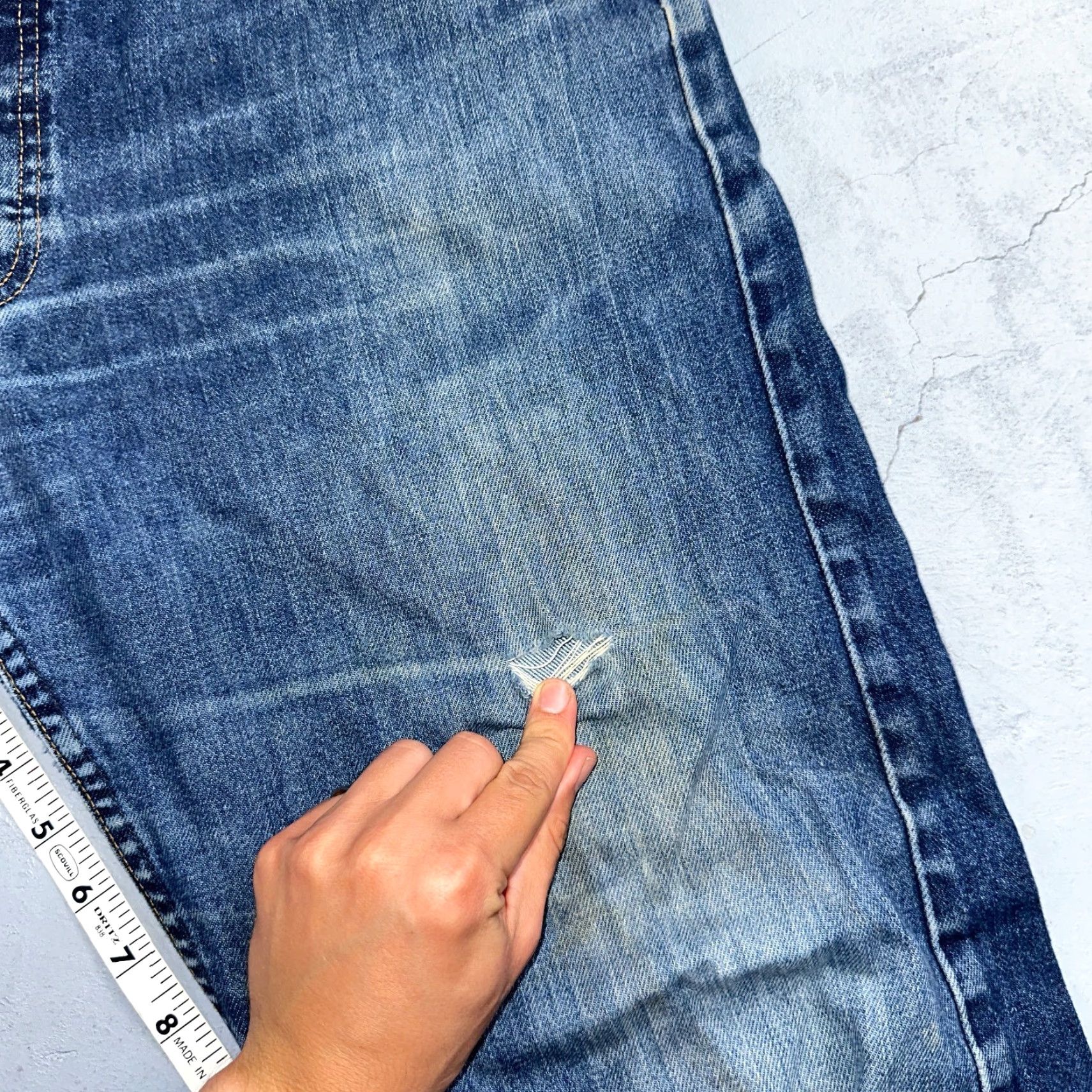 Levi's VINTAGE Levi's 501 Jeans Blue Mid Wash 38x34 Straight Leg Jeans Men 90s 501 Series Classic Comfort Denim Button Size US 38 / EU 54 - 6 Thumbnail