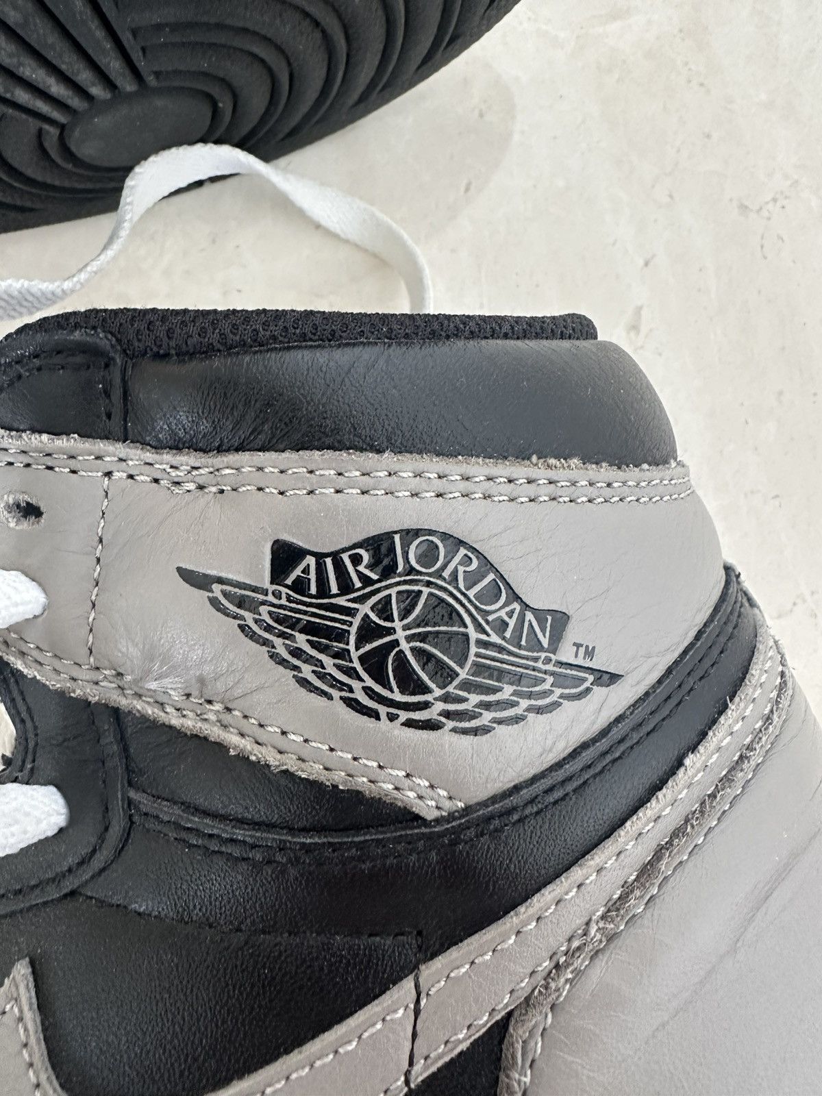 Jordan Brand Air Jordan 1 Shadows Size US 9 / EU 42 - 4 Thumbnail