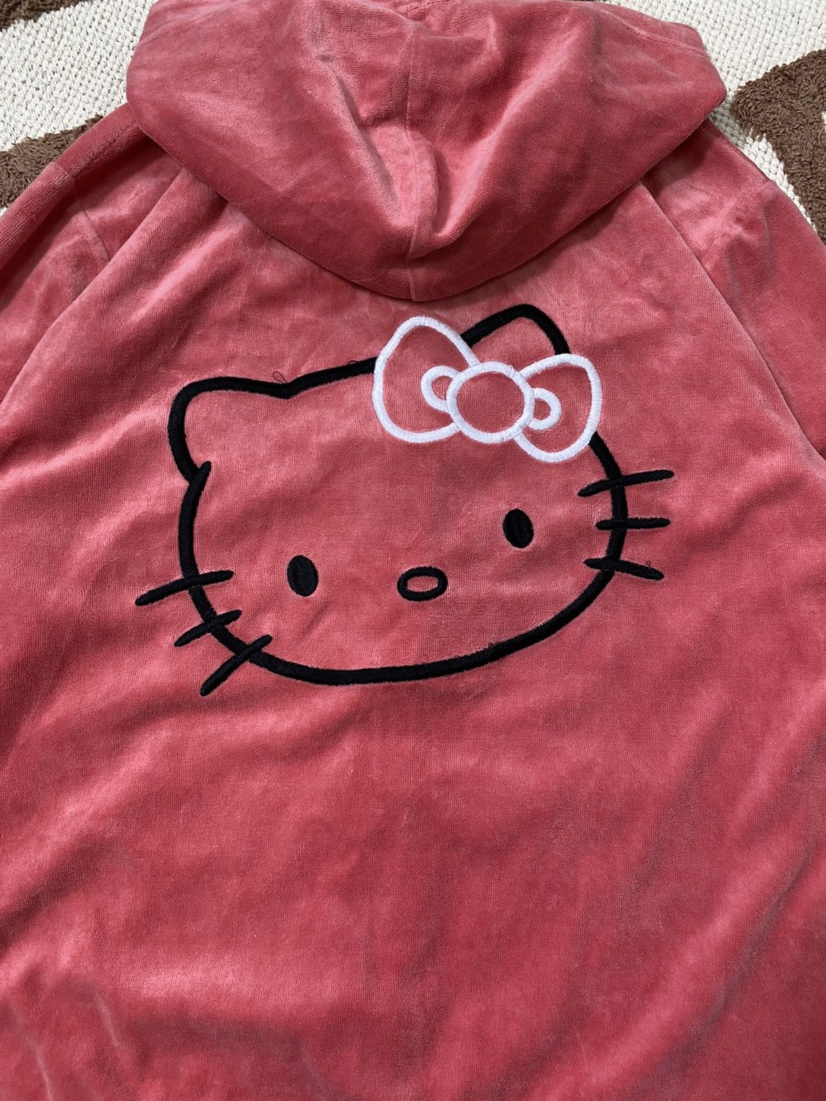 Cartoon Network HELLO KITTY VELOUR 2000s STYLE ZIP HOODIE Size L / US 10 / IT 46 - 3 Thumbnail