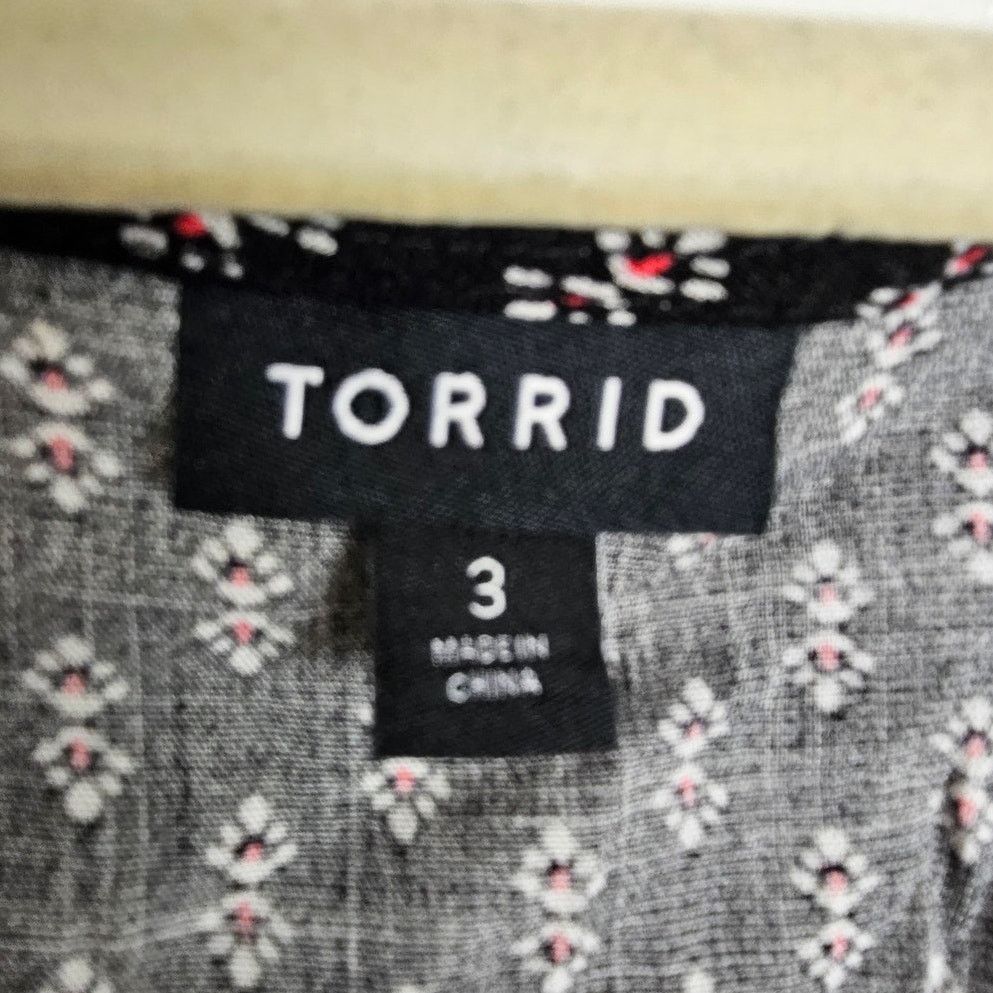 Torrid Torrid Geometric Floral Print Clasp Front Babydoll Tank Top Size 3XL / US 20-22 - 5 Thumbnail