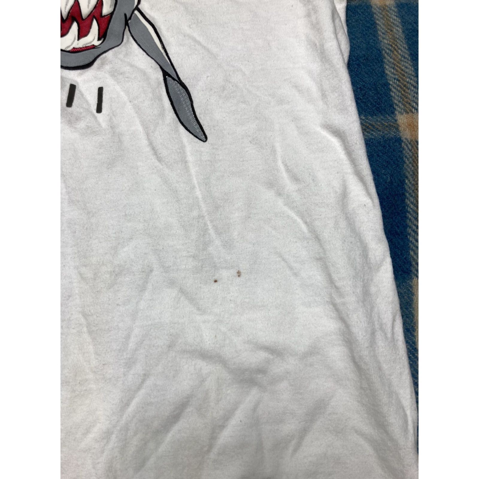 Hanes VINTAGE Hanes T-Shirt 90s Puff Print Shark Graphic Air Waves How Bout Lunch Men L White Shark Graphic 90s Mens T-Shirt Size US L / EU 52-54 / 3 - 3 Thumbnail