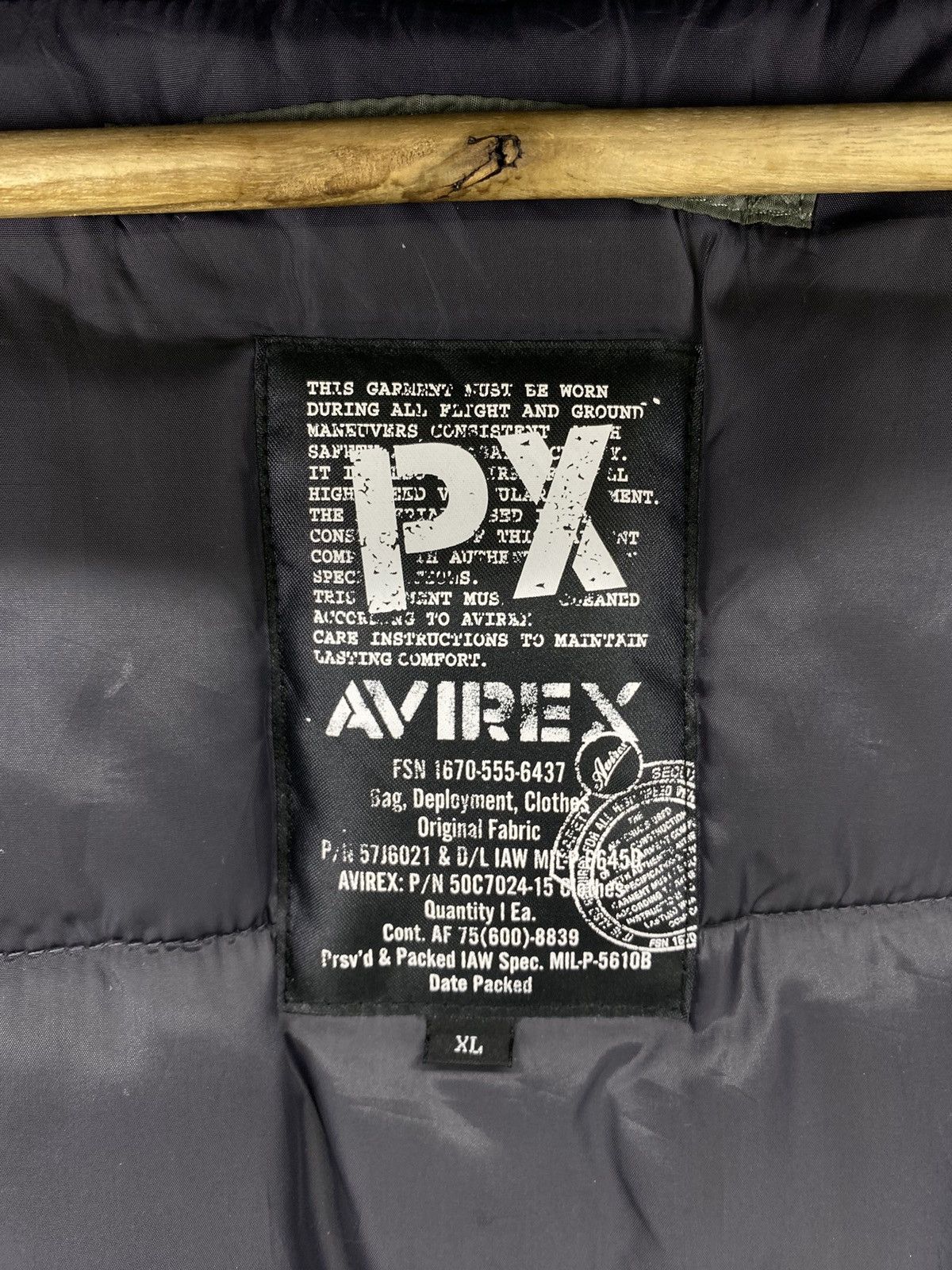 Avirex × Vintage Vintage Avirex Us Air Force Down Jacket Size US XL / EU 56 / 4 - 12 Thumbnail