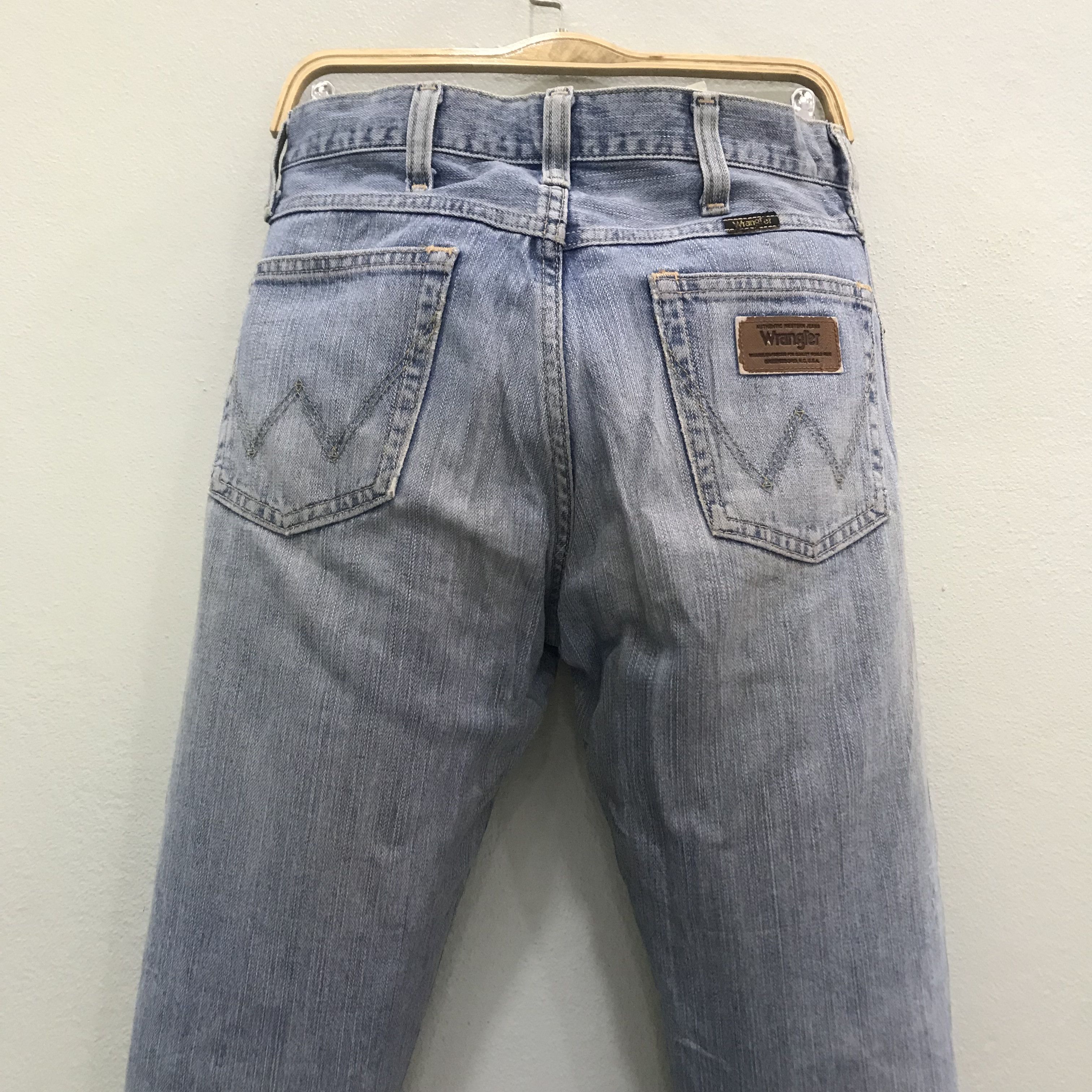 Wrangler Vintage 90's Wrangler Light Wash High Rise Jeans Size US 30 / EU 46 - 10 Thumbnail
