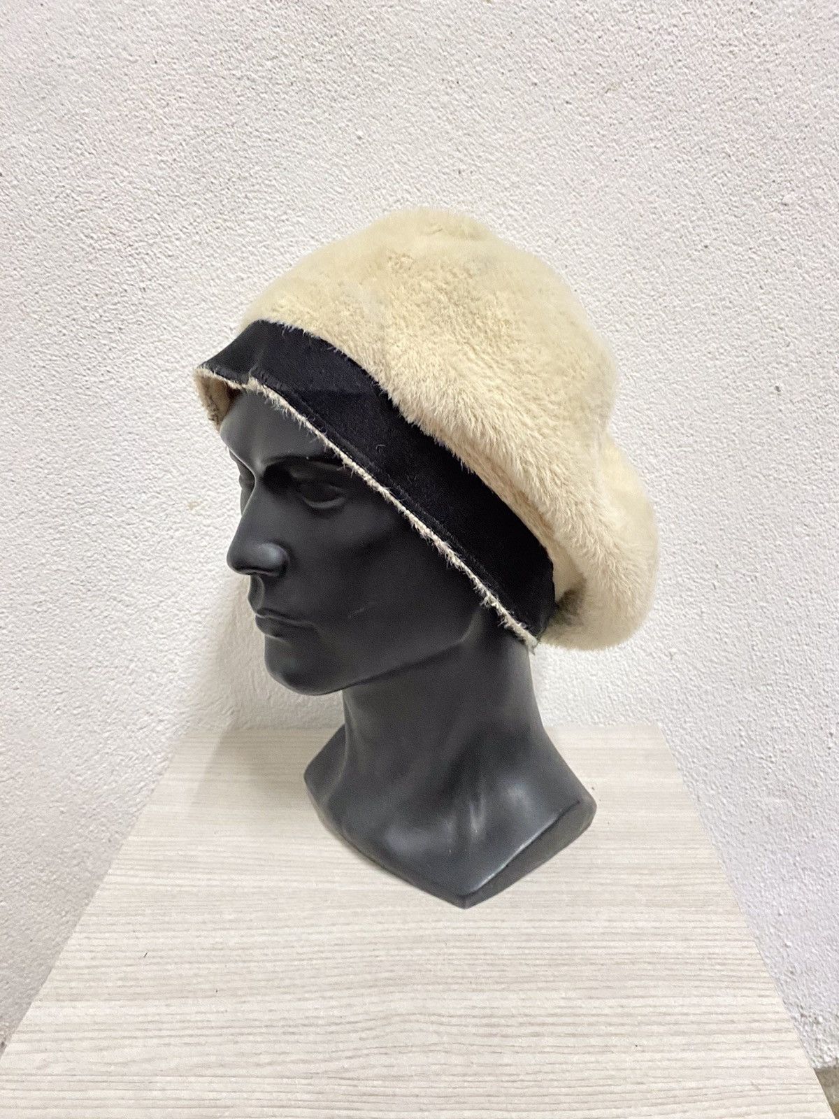 Japanese Brand Japanese Brand Fur Fleece Beanie Hat Size ONE SIZE - 3 Thumbnail