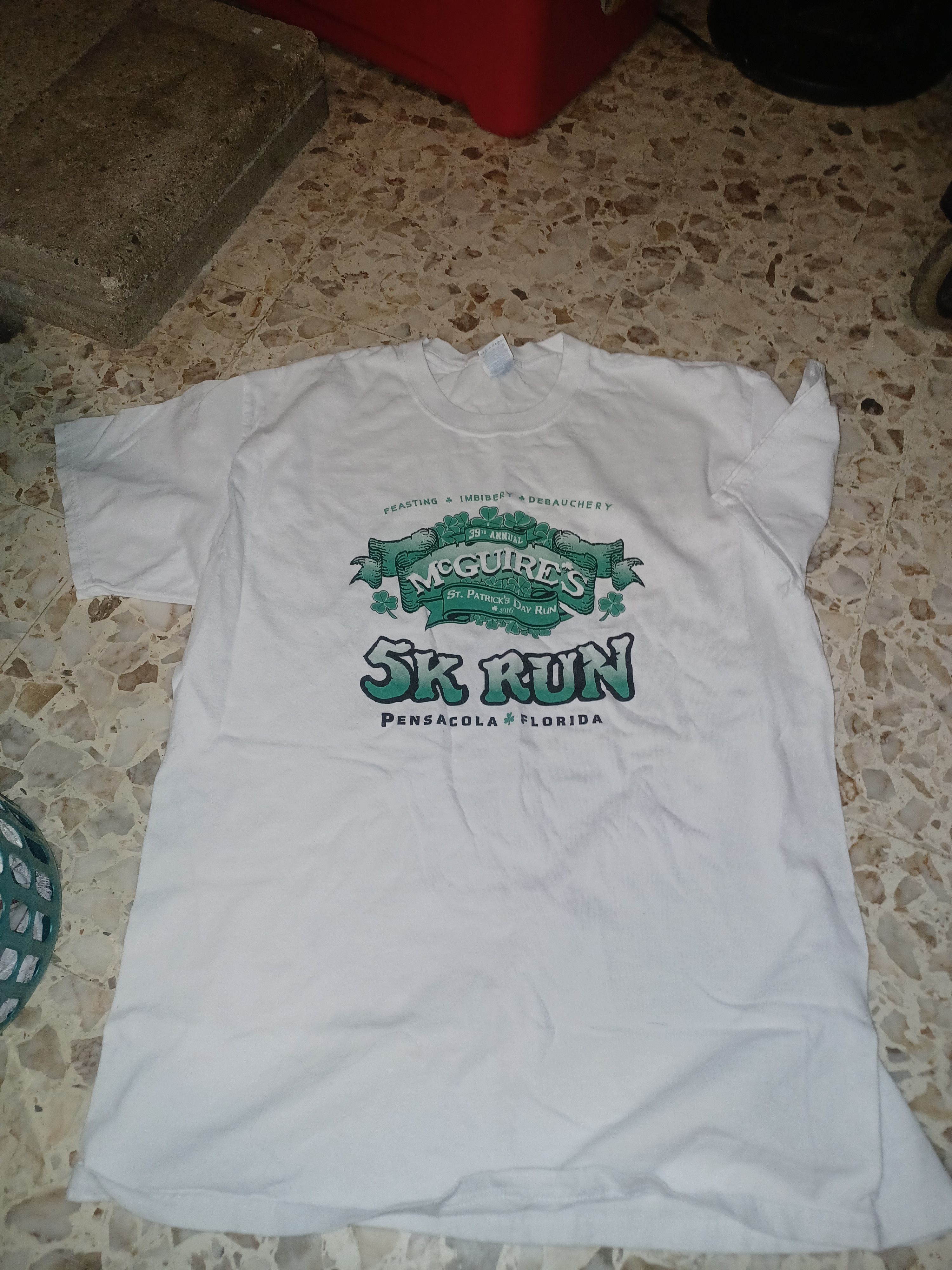 Other St. Patrick's Day Graphic Tee SZ L White & Greens Size US L / EU 52-54 / 3 - 1 Thumbnail