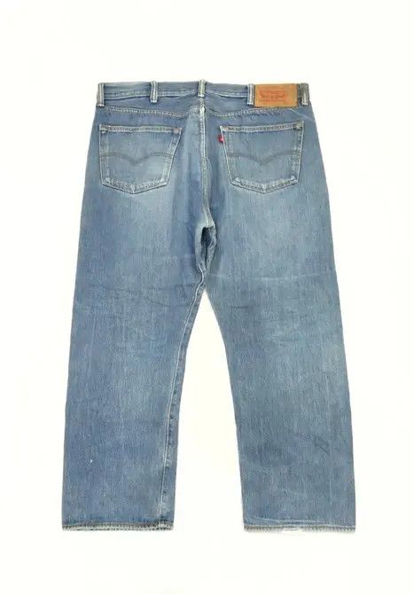 Levi's Vintage Levi's 501 Blue Washed Distressed Jeans 40x30 Size US 40 / EU 56 - 2 Thumbnail
