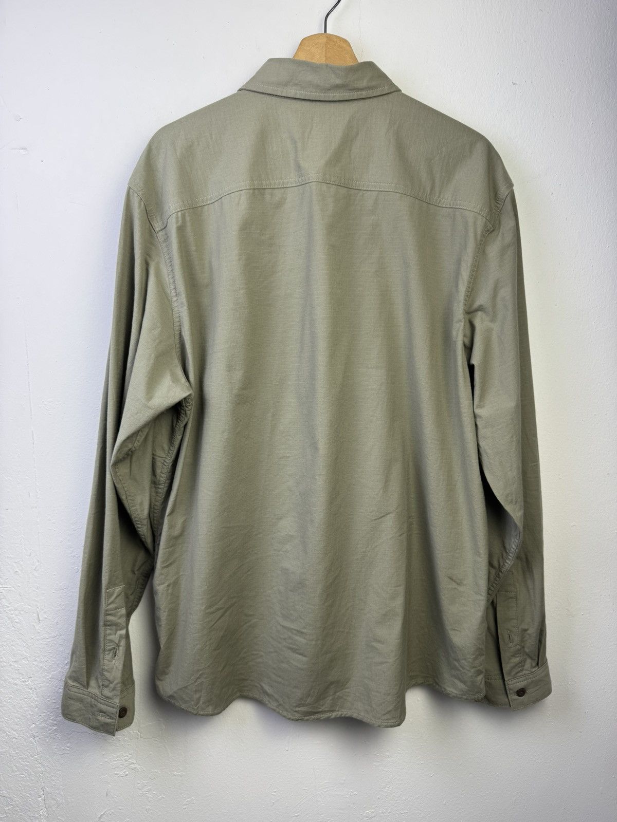 Patagonia Patagonia Men's Nomader Shirt is a buttondown ripstop shirt Size US XL / EU 56 / 4 - 6 Thumbnail