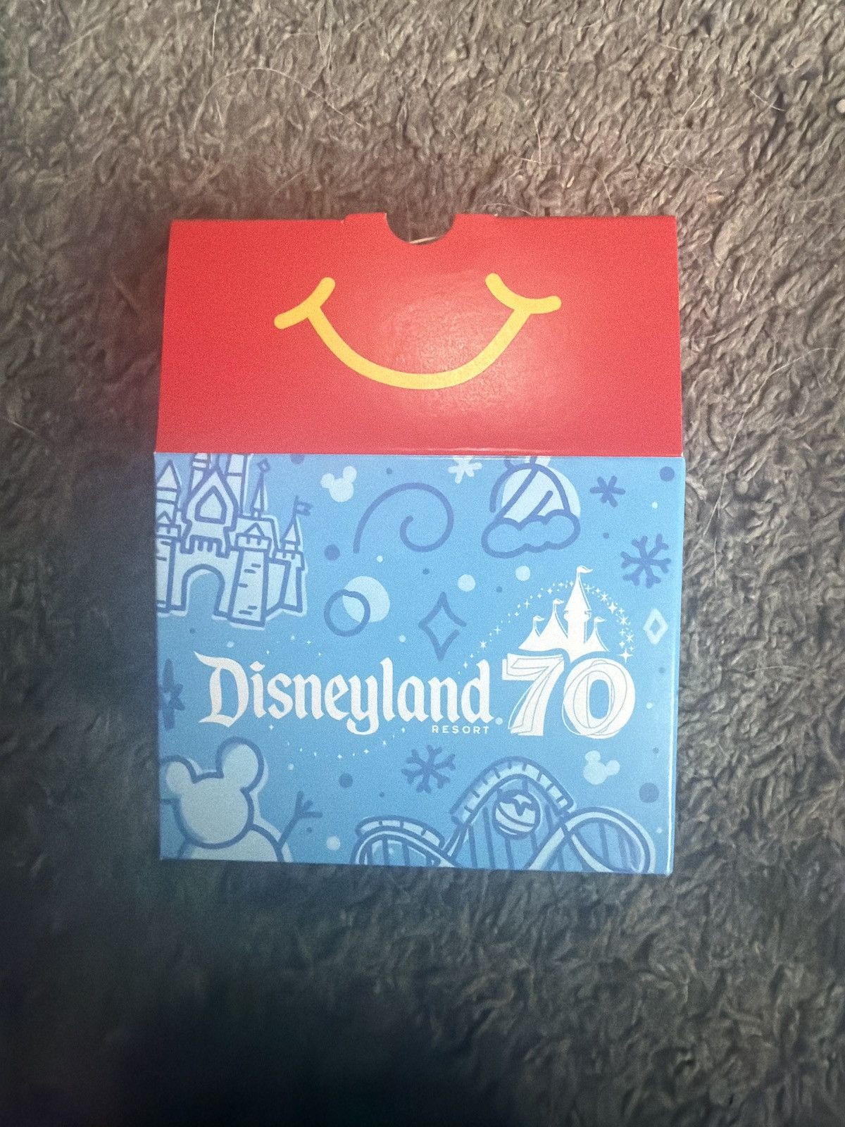 Disney 2025 McDonald’s Disneyland Resort Figures Size ONE SIZE - 6 Thumbnail