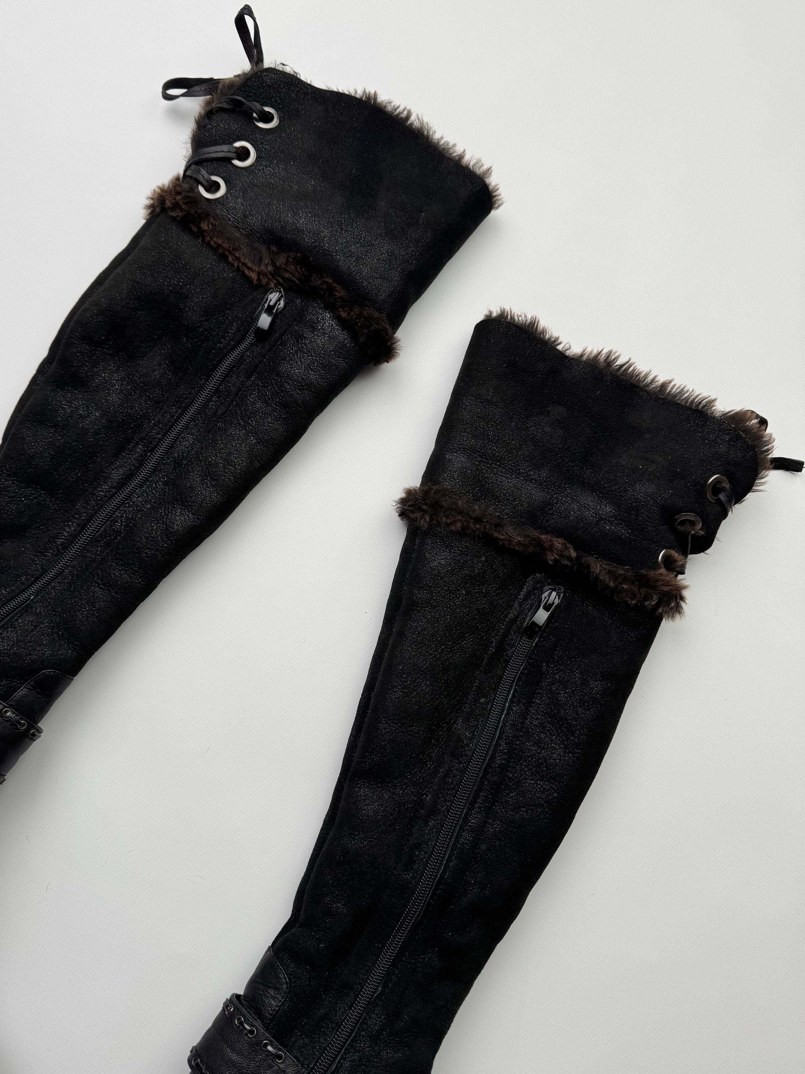 Other Vintage Real Sheepskin Boots With Straps B181 Size US 7 / IT 37 - 7 Thumbnail