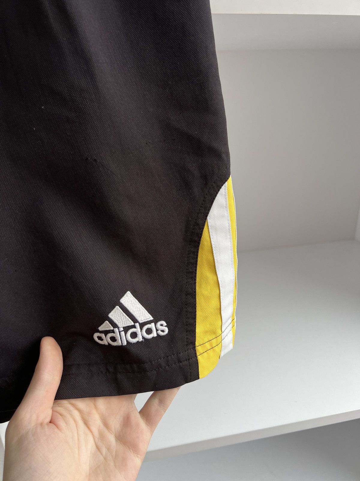 Adidas × Vintage Vintage Adidas Shorts 90s style Size US 32 / EU 48 - 6 Thumbnail