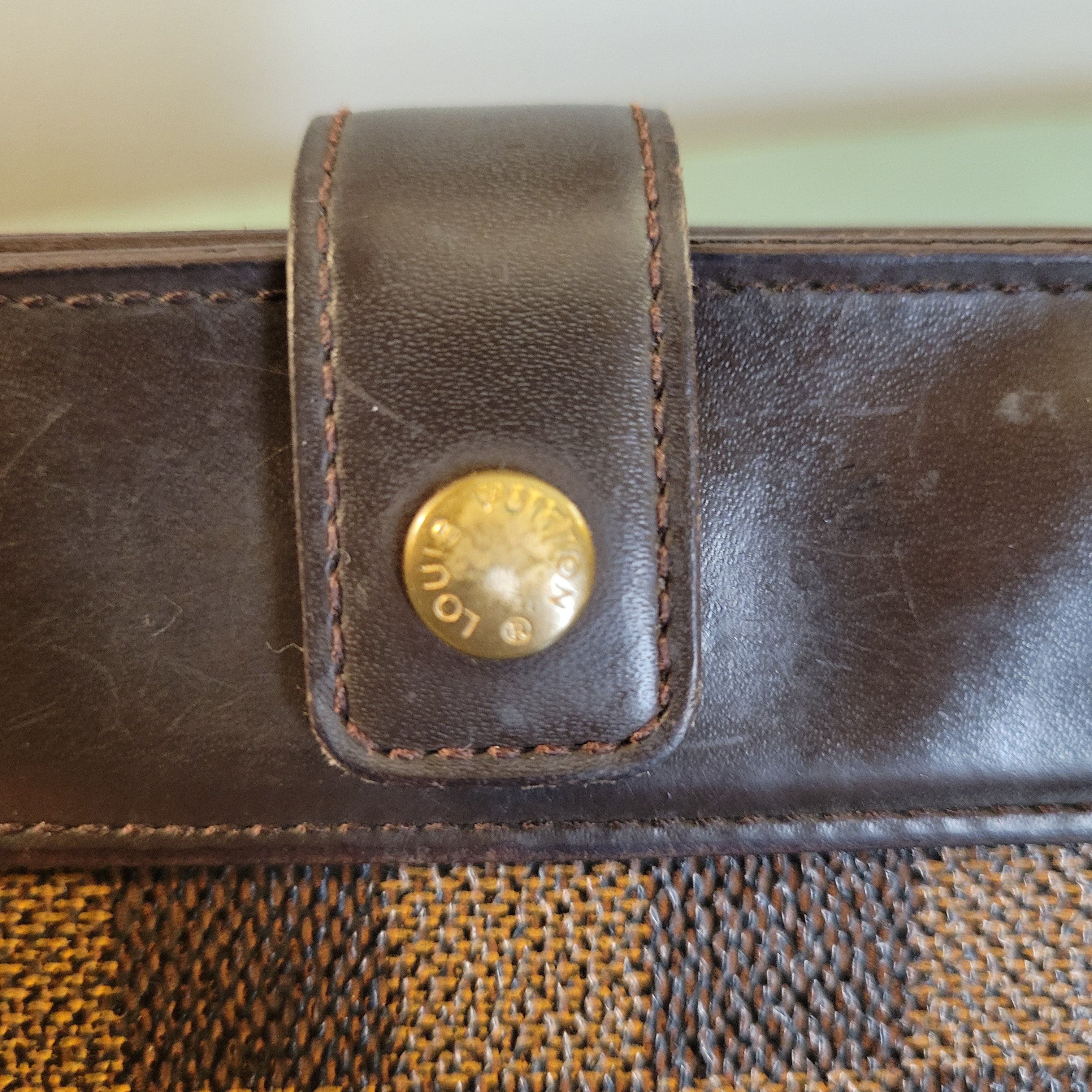Louis Vuitton Louis Vuitton LV Damier Ebene Vintage Compact Wallet Size ONE SIZE - 3 Thumbnail