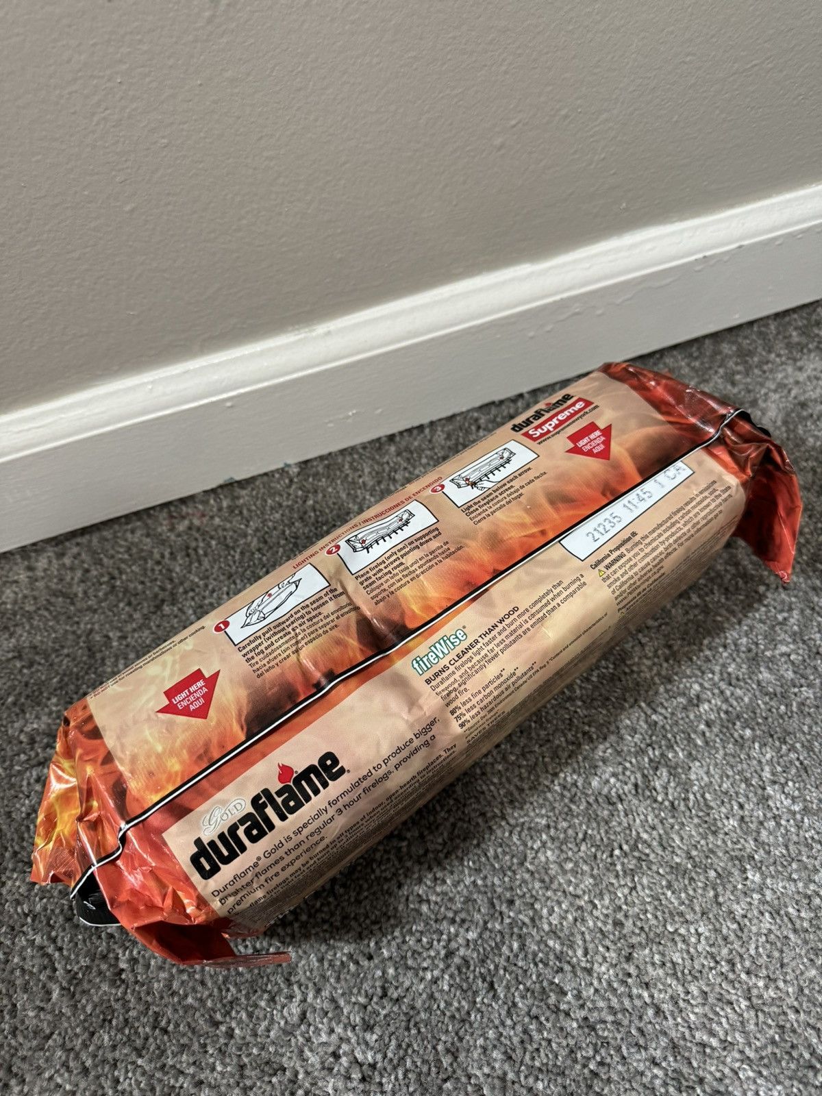 Supreme Supreme Duraflame One(1) Log Size ONE SIZE - 3 Thumbnail