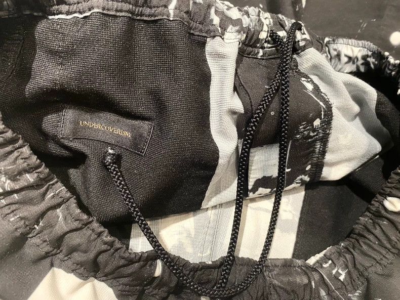 Undercover Undercover size 3 14ss band full print shorts Size US 30 / EU 46 - 5 Thumbnail