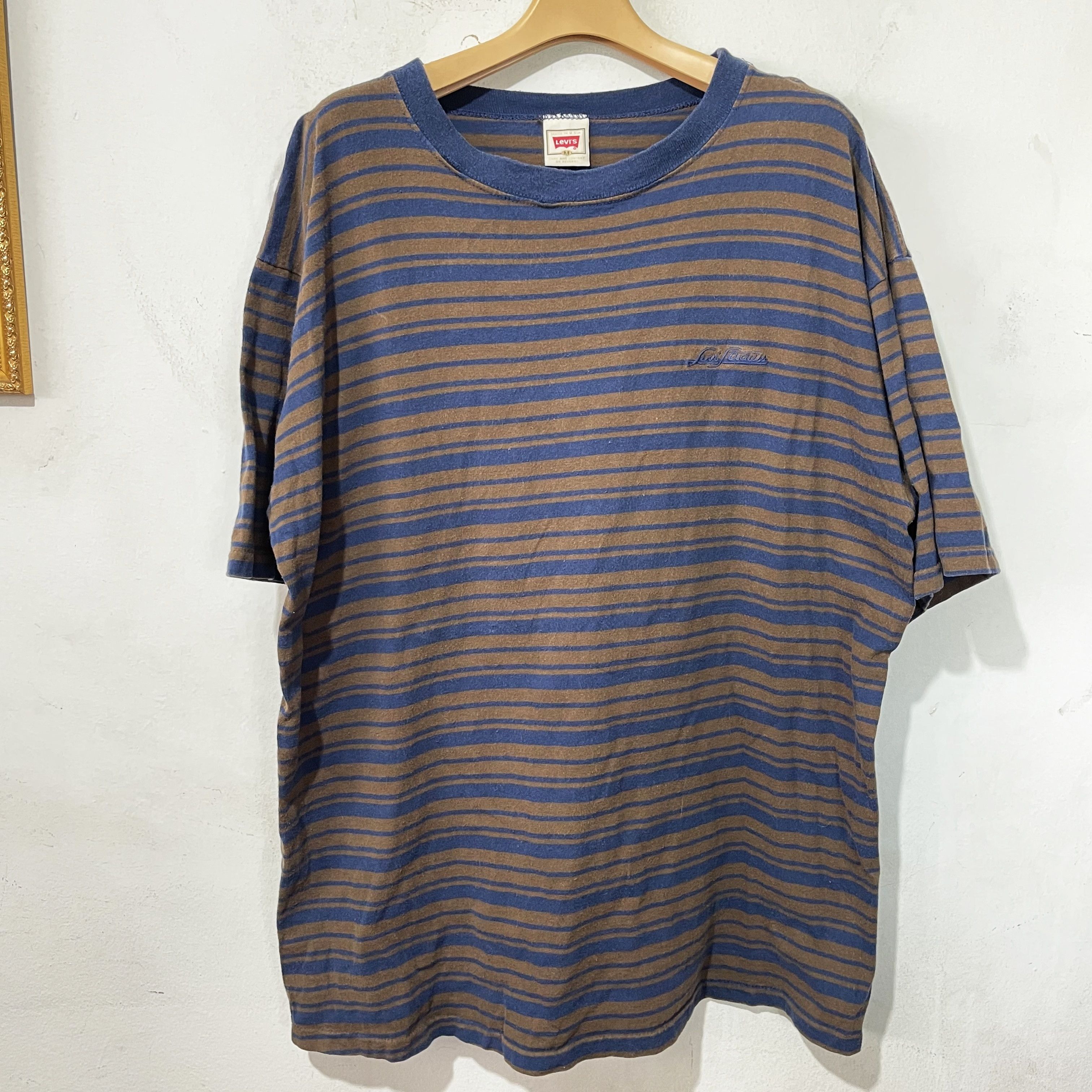 Levi's Vintage 90s Levis Striped T-Shirt Size US XL / EU 56 / 4 - 1 Thumbnail