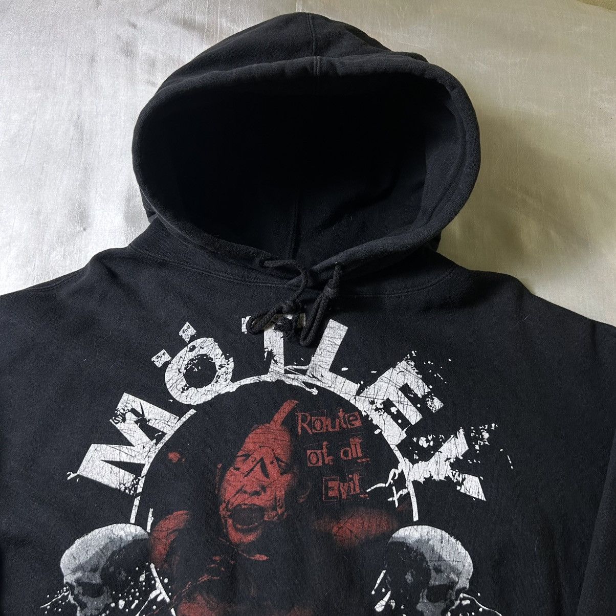 Vintage Vintage Y2K Motley Crue Band Hoodie Size US XL / EU 56 / 4 - 2 Thumbnail