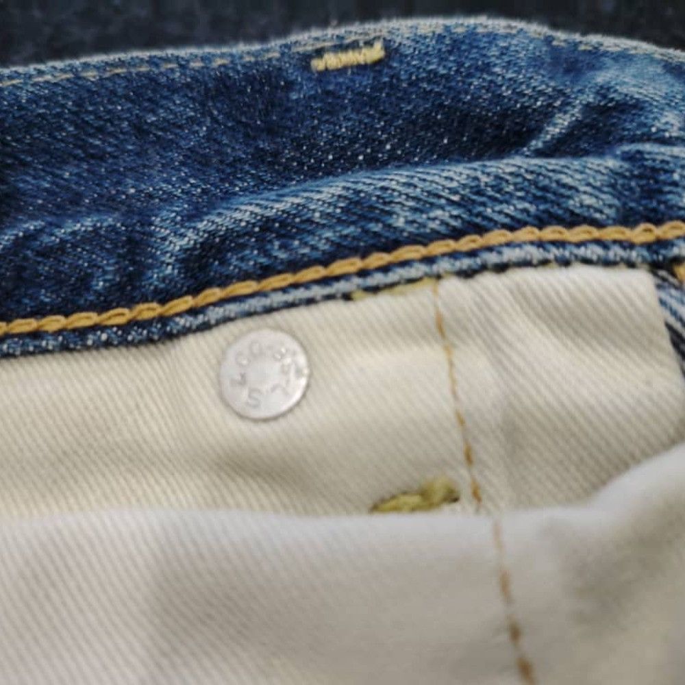 Levi's Vintage Levi’s 502 Big E Japan Selvedge J22 Button Size US 30 / EU 46 - 7 Thumbnail