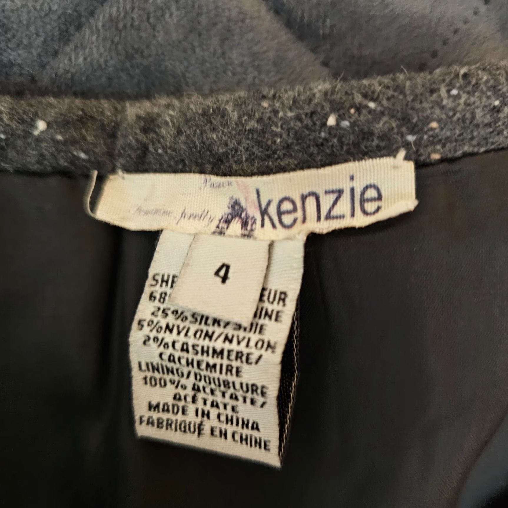 Vintage Kenzie Women's Wool Blend Plaid A-Line Skirt Short Lined Size 4 Gray Pleated Zip End Wool Blend Skirt Women Regular Size 4 Gray Pleated Lined Size 27" / US 4 / IT 40 - 2 Thumbnail
