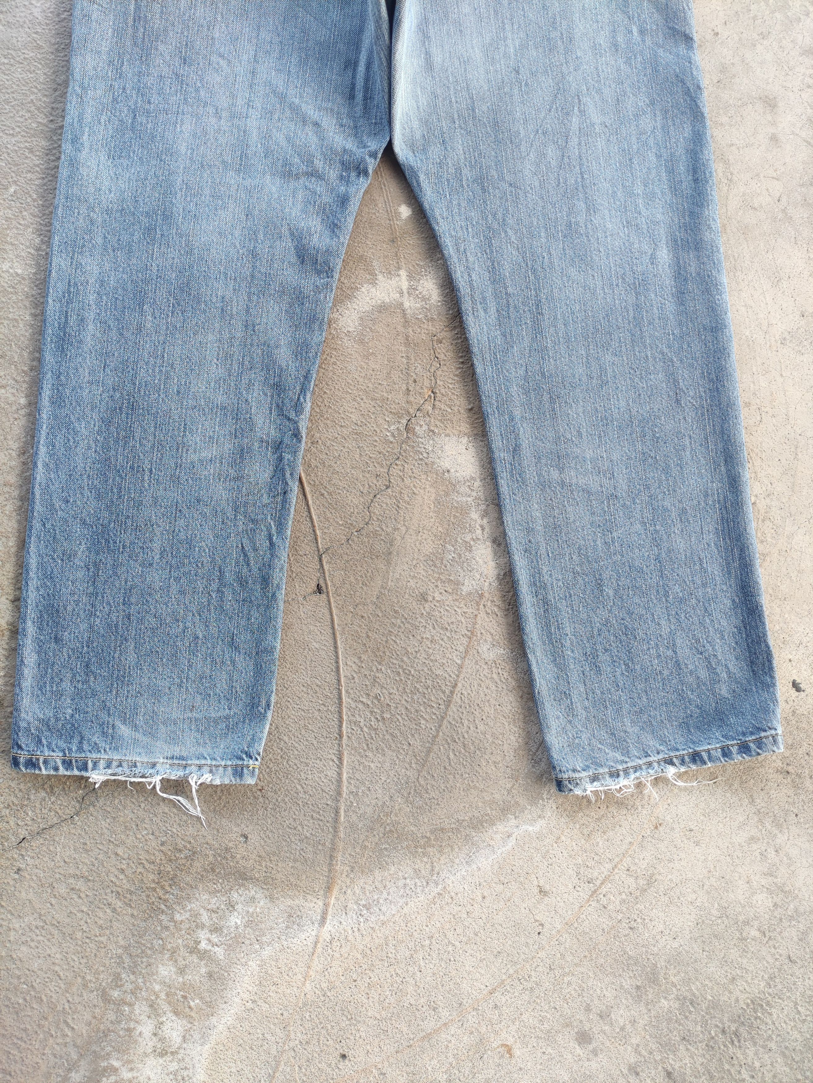 Japanese Brand Vintage Japanese Jean Distressed faded Denim Size US 33 - 11 Thumbnail
