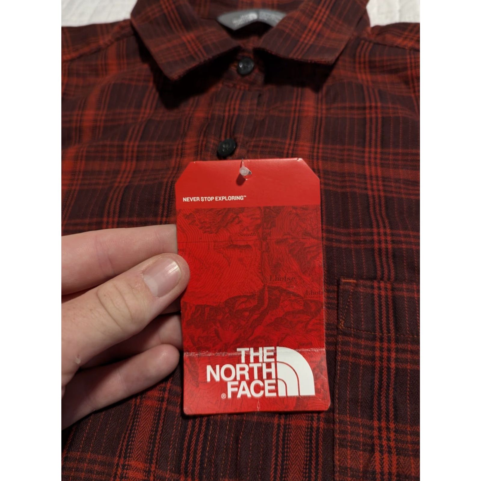 The North Face NWT The North Face The North Shirt Womens M Red Plaid Flannel Long Sleeve Button Up Boyfriend Shirt Mens Womens Size M / US 6-8 / IT 42-44 - 3 Thumbnail