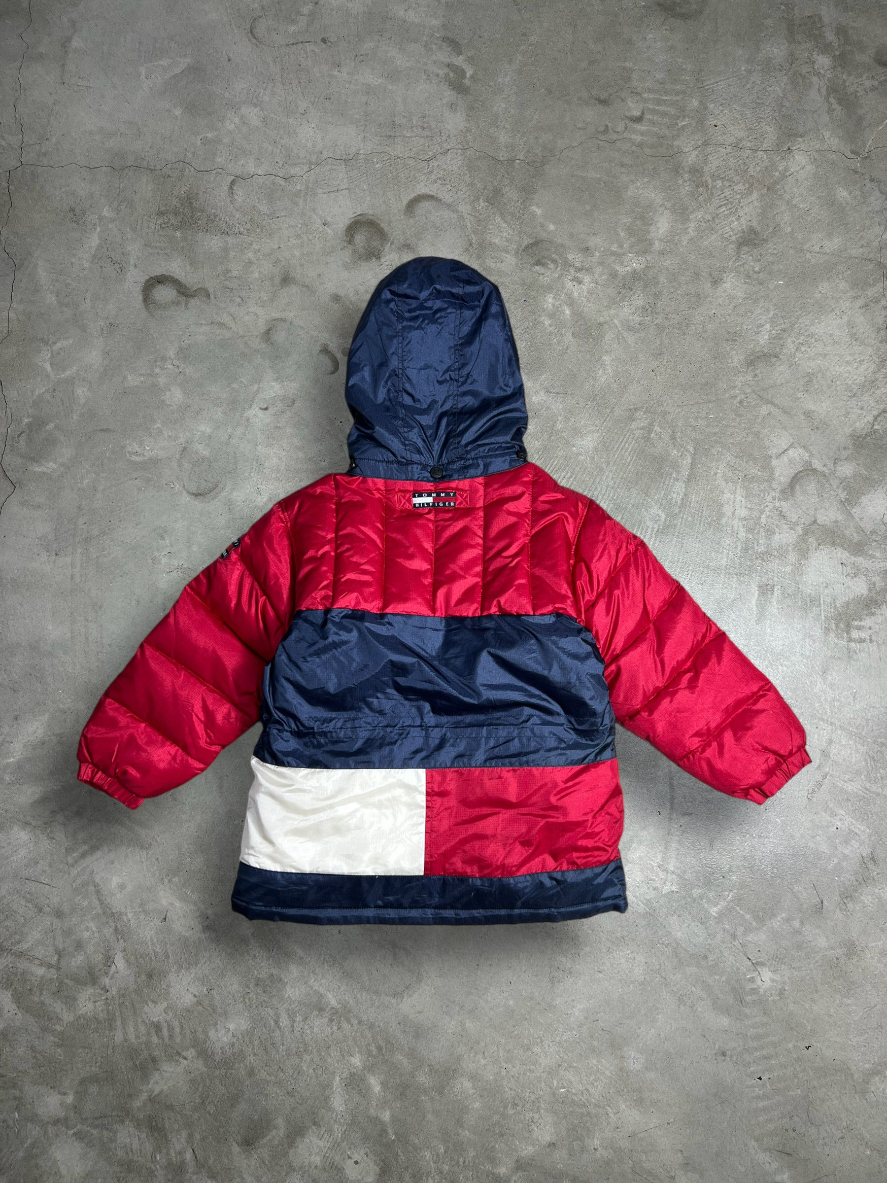 Tommy Hilfiger Vintage Tommy Hilfiger Puffer Jacket (M Kids) JK373 Size US XS / EU 42 / 0 - 3 Thumbnail