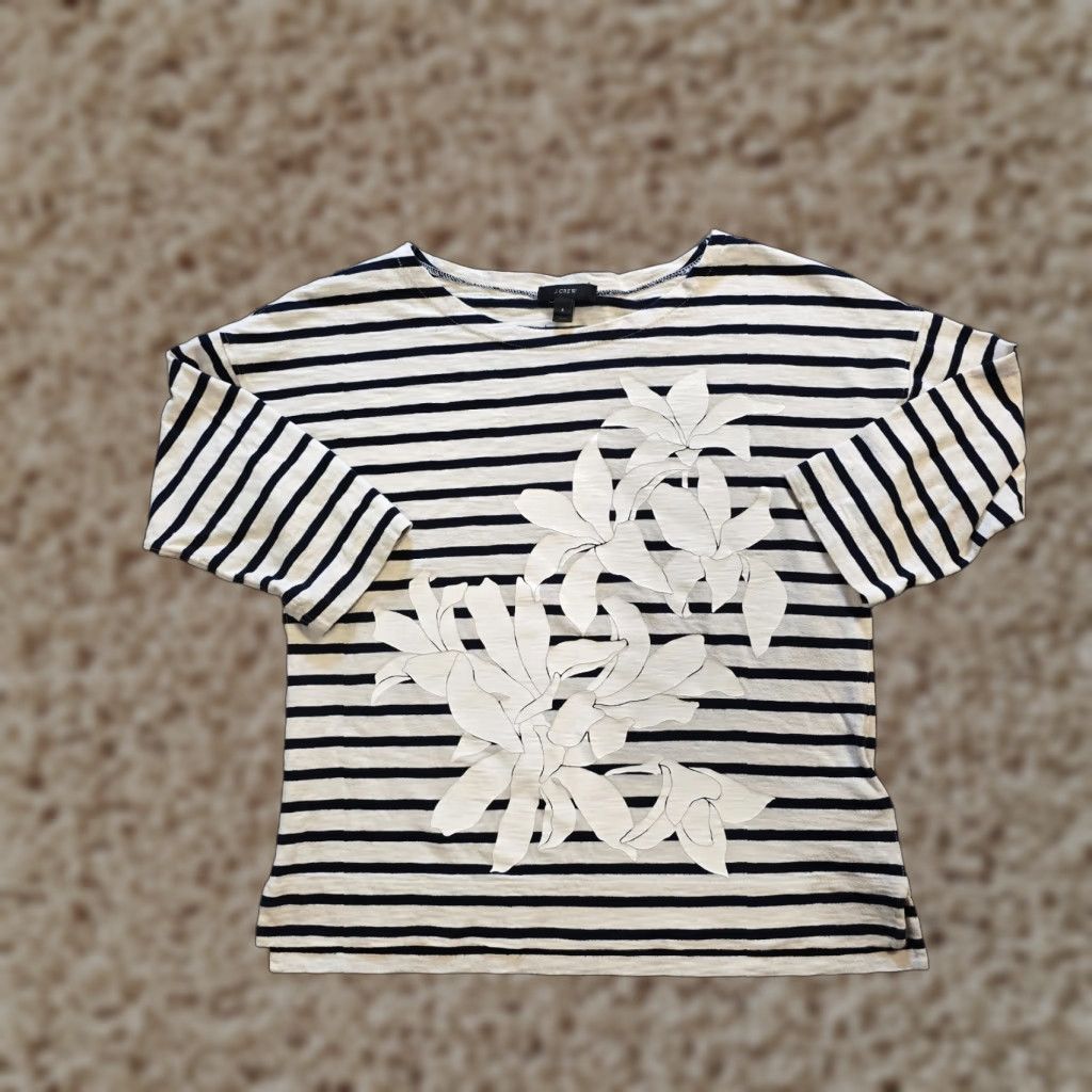 J.Crew J.CREW Top Womens Size S Blue White Striped Floral Nautical Casual T-Shirt Knit Cotton Regular Sailor Style Mens? Size S / US 4 / IT 40 - 1 Thumbnail