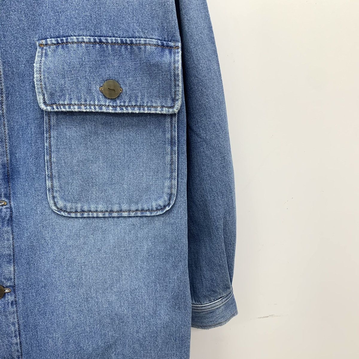 Loewe Loewe Single-breasted Long Sleeve Denim Shirt Jacket K26WX Size XS / US 0-2 / IT 36-38 - 4 Thumbnail