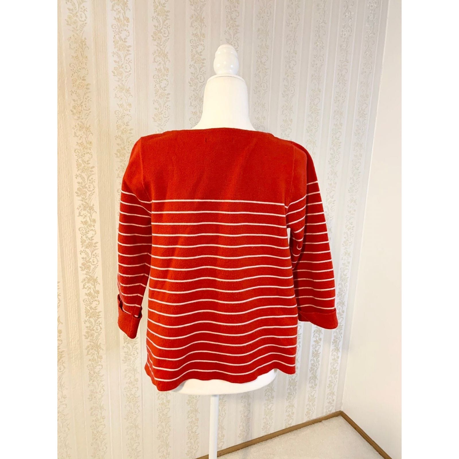 Other Tahari Red striped sweater shirts size XL Size US XL / EU 56 / 4 - 3 Thumbnail