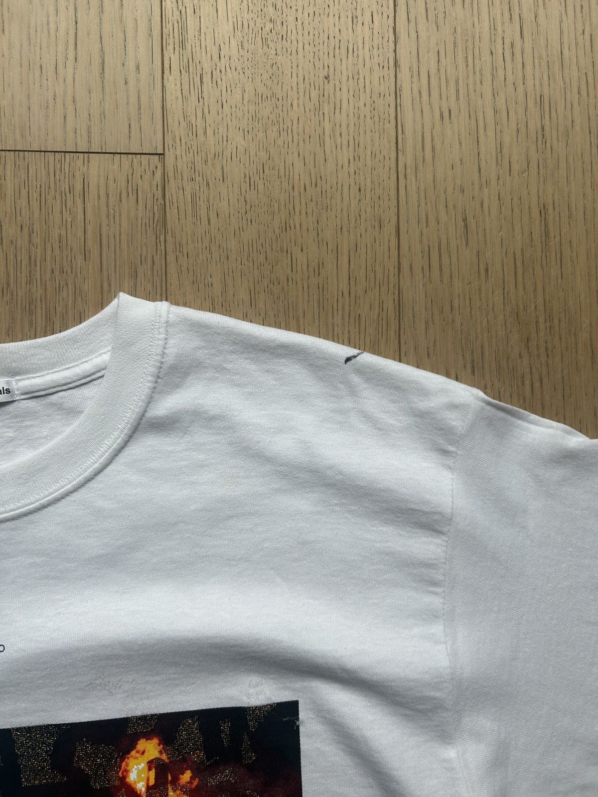 Advisory Board Crystals Advisory Board Crystals Pretty Planet, Ugly World Sample Tee Size US L / EU 52-54 / 3 - 3 Thumbnail